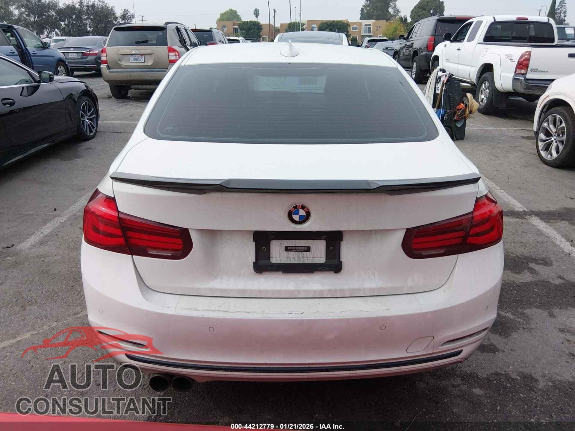 BMW 330E 2018 - WBA8E1C50JA762545