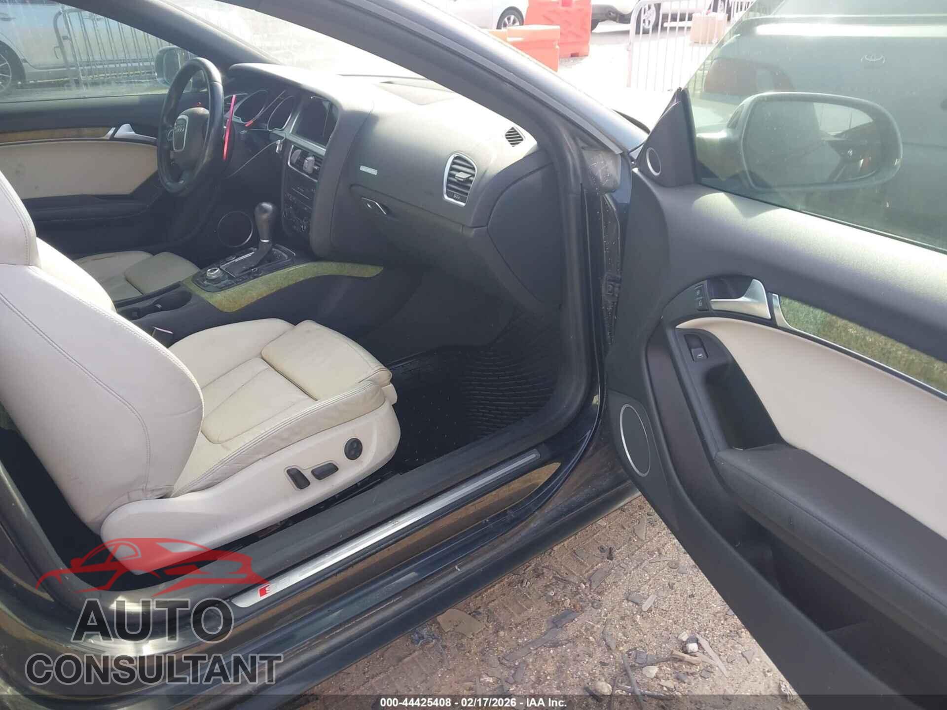 AUDI S5 2012 - WAUVVAFR2CA010530