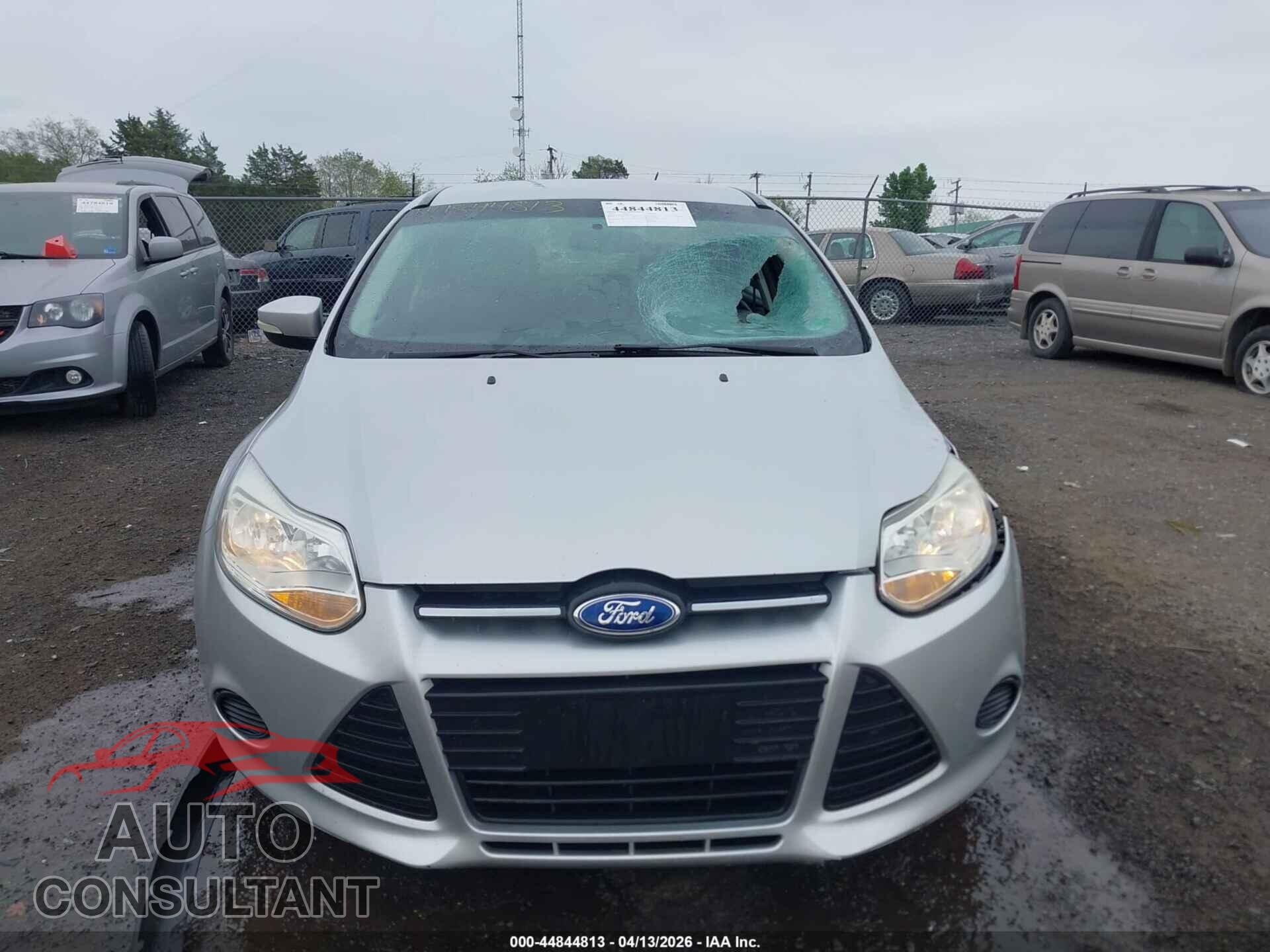 FORD FOCUS 2014 - 1FADP3F24EL282775