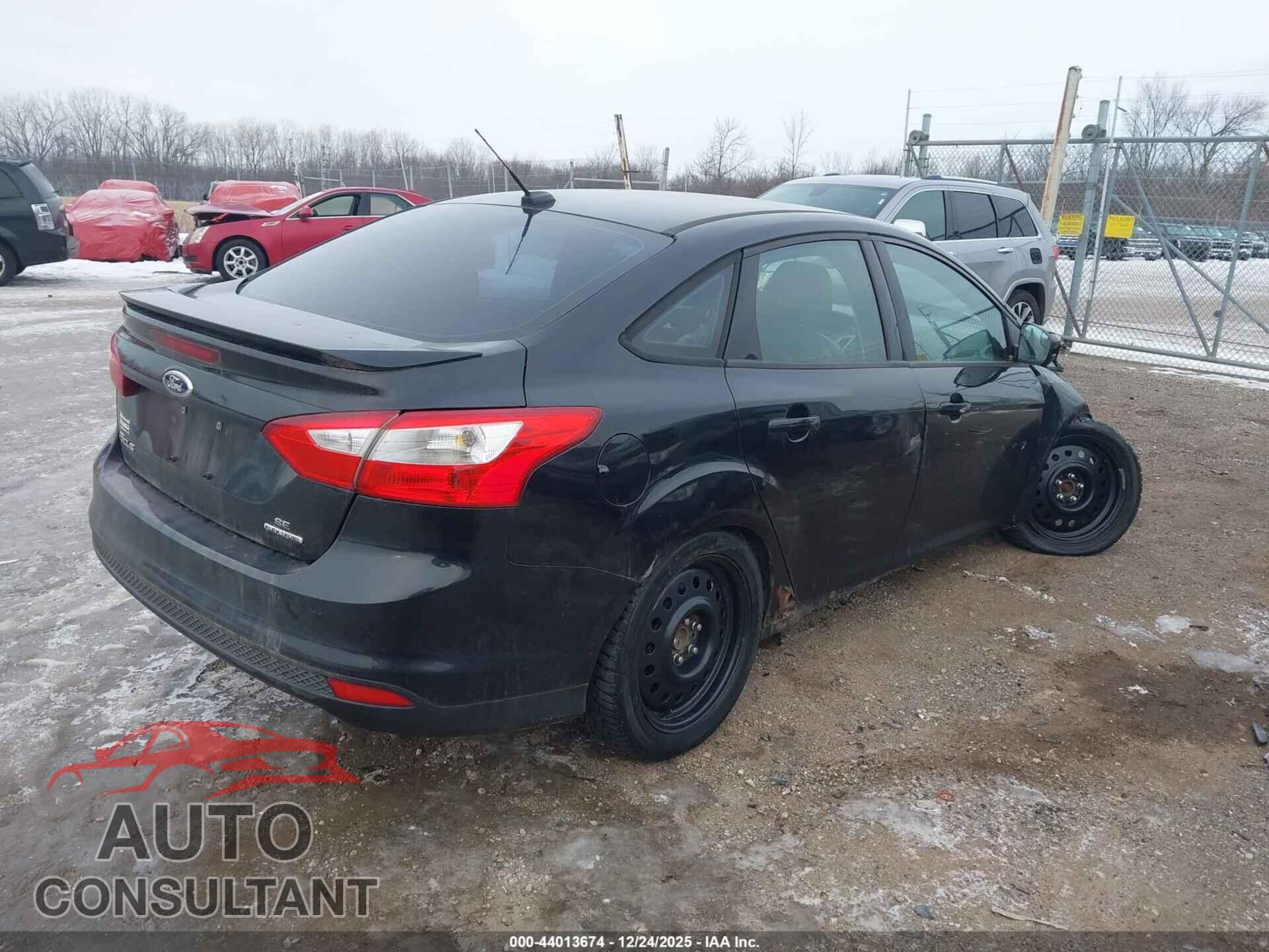 FORD FOCUS 2014 - 1FADP3F23EL237360