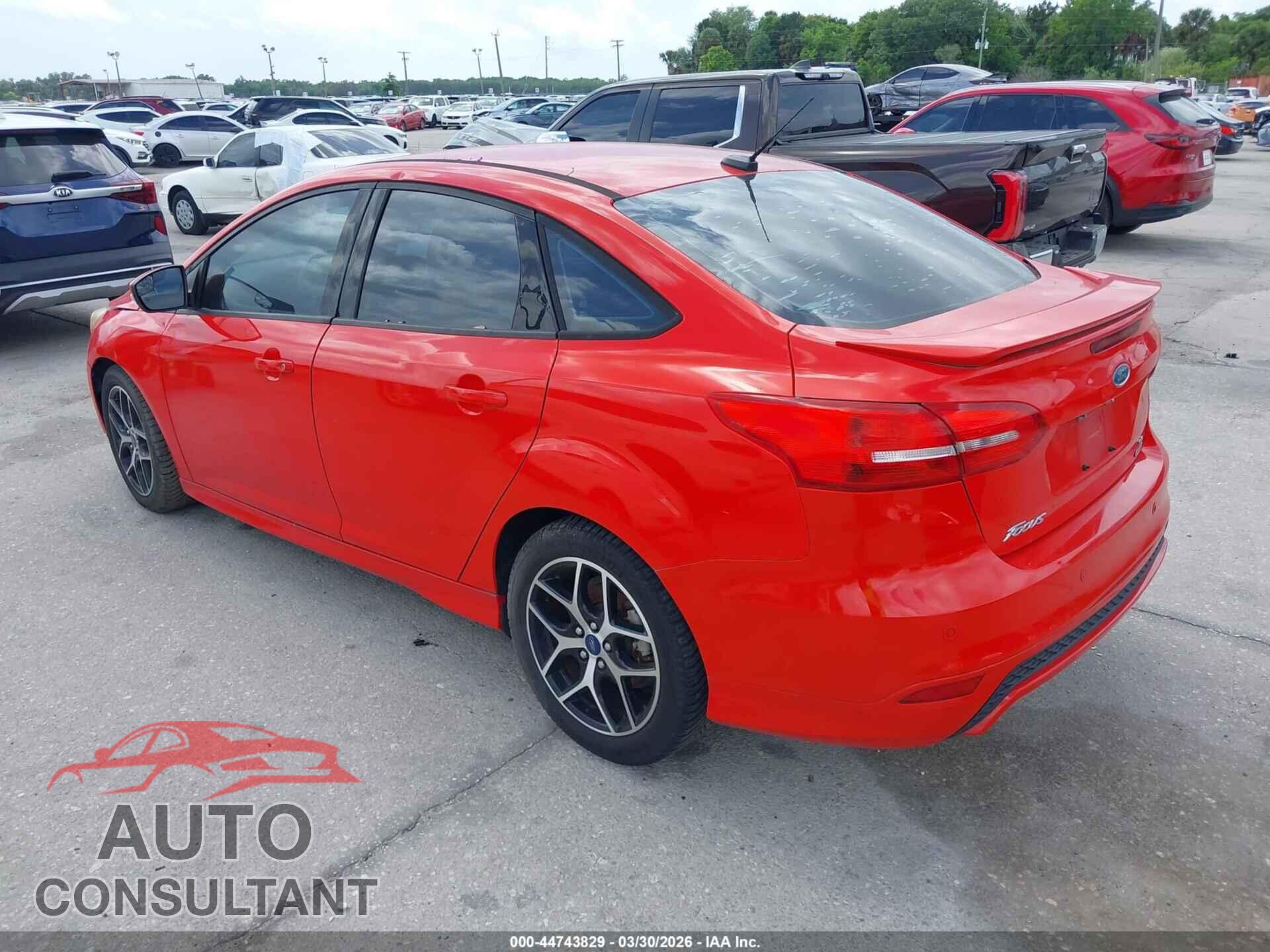 FORD FOCUS 2015 - 1FADP3FE0FL344958
