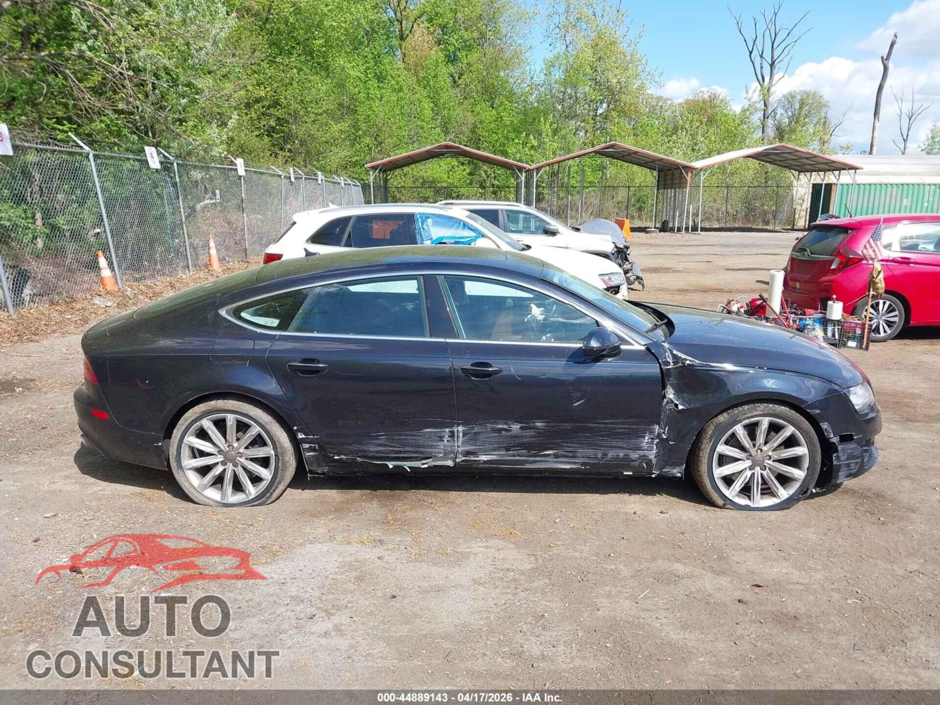 AUDI A7 2013 - WAUYGAFC5DN057371