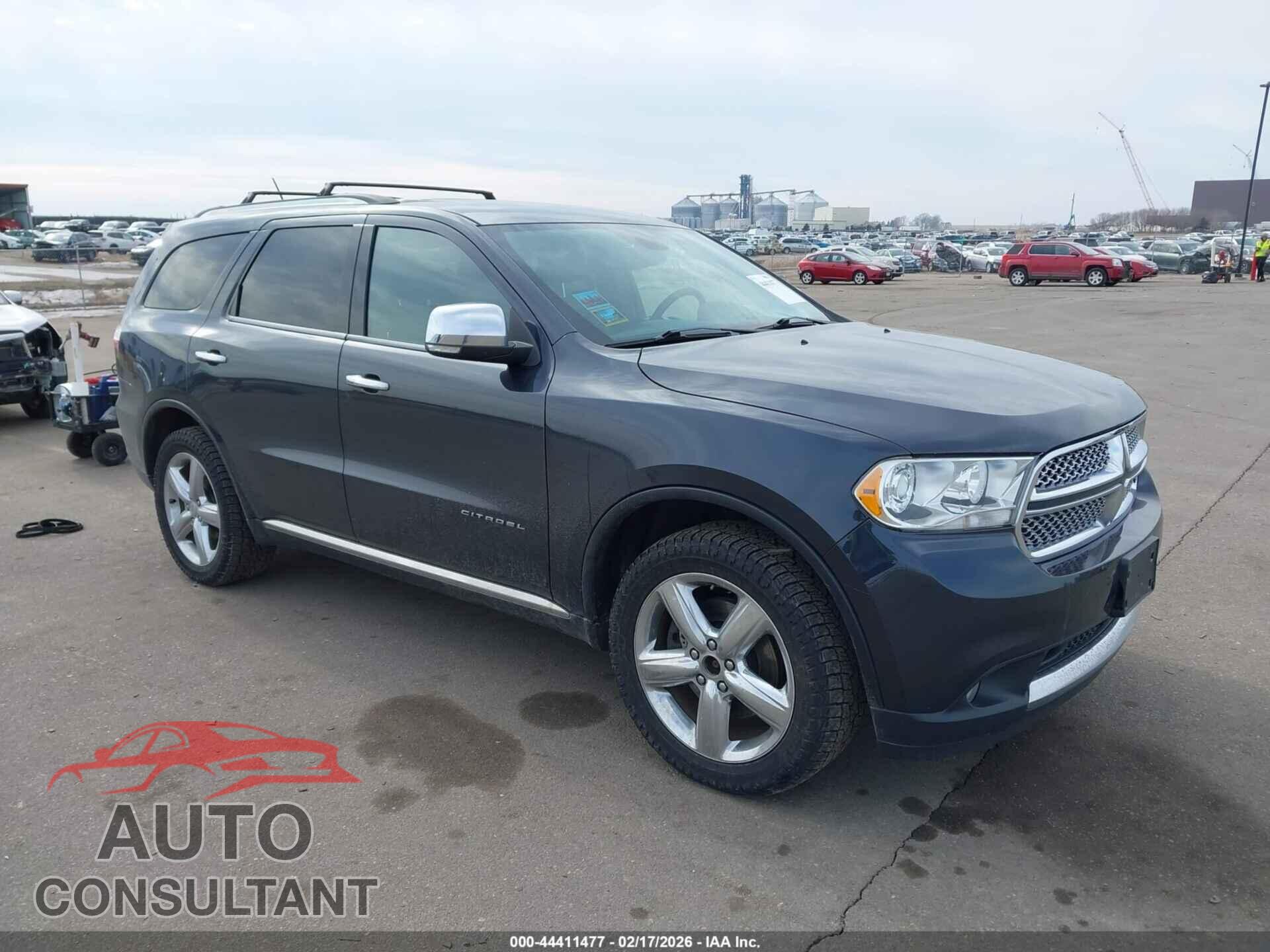 DODGE DURANGO 2013 - 1C4SDJET4DC668927