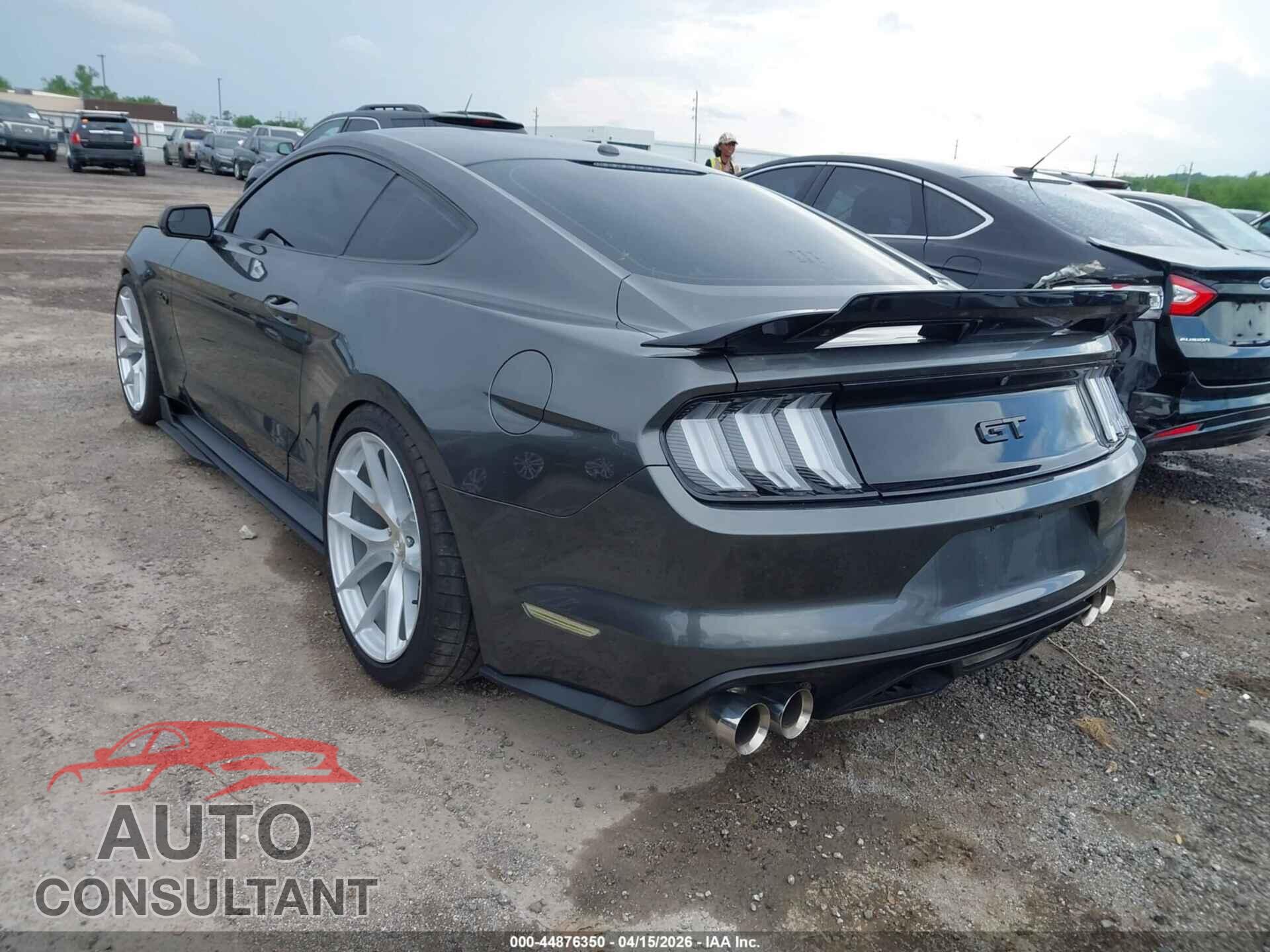 FORD MUSTANG 2017 - 1FA6P8CF0H5208324