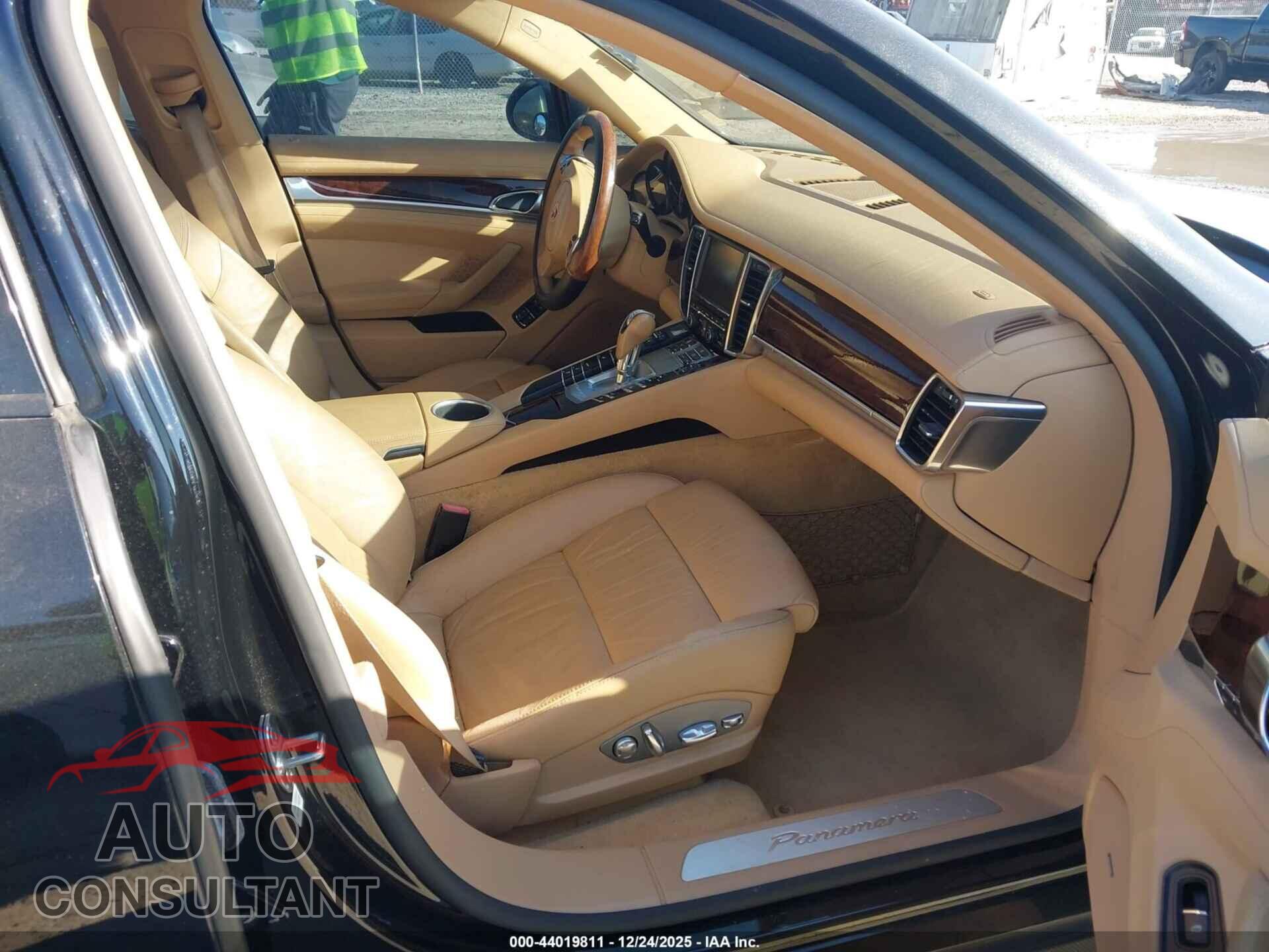 PORSCHE PANAMERA 2012 - WP0AA2A70CL070917