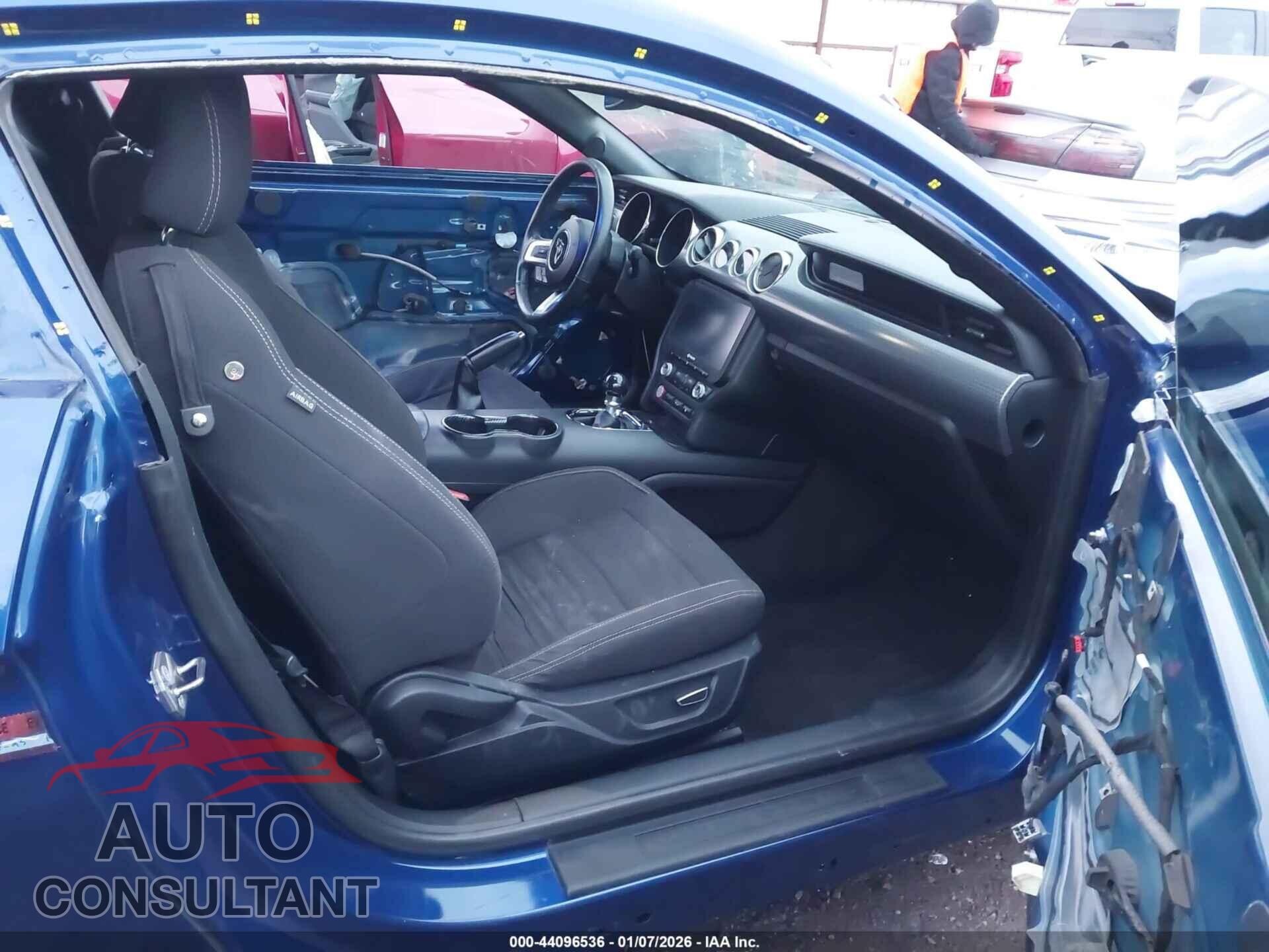 FORD MUSTANG 2016 - 1FA6P8CFXG5284471