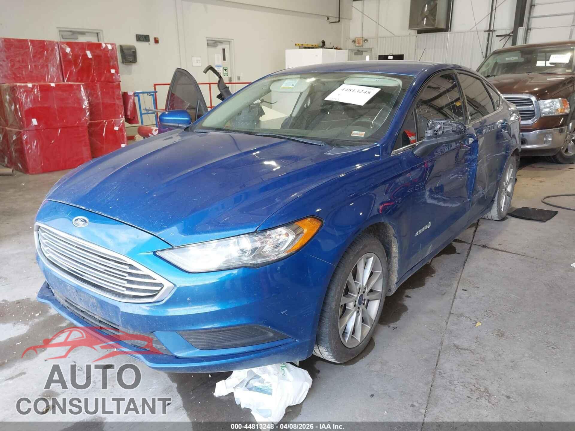 FORD FUSION HYBRID 2017 - 3FA6P0LU7HR143842