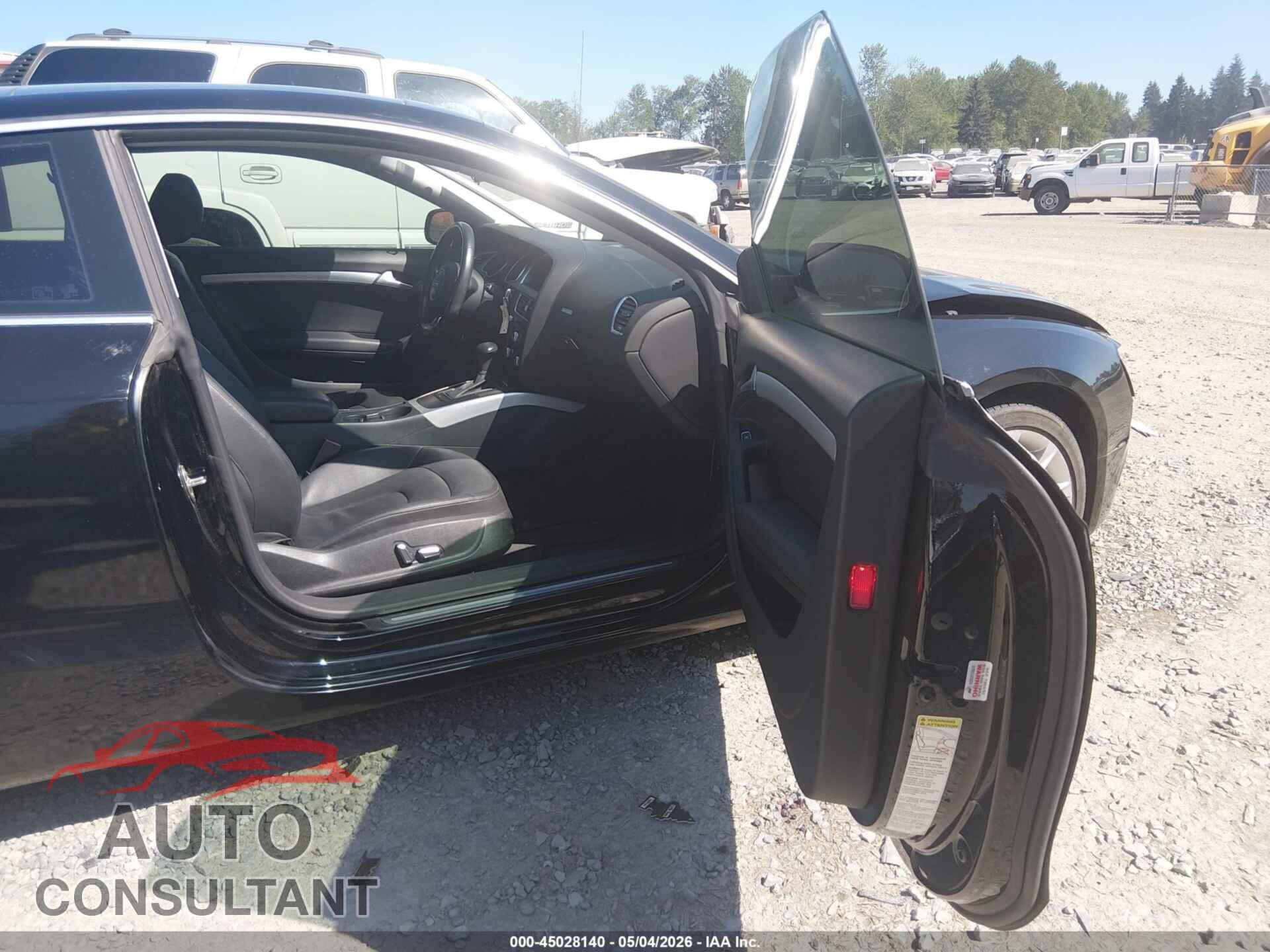 AUDI A5 2013 - WAUCFAFR4DA035497