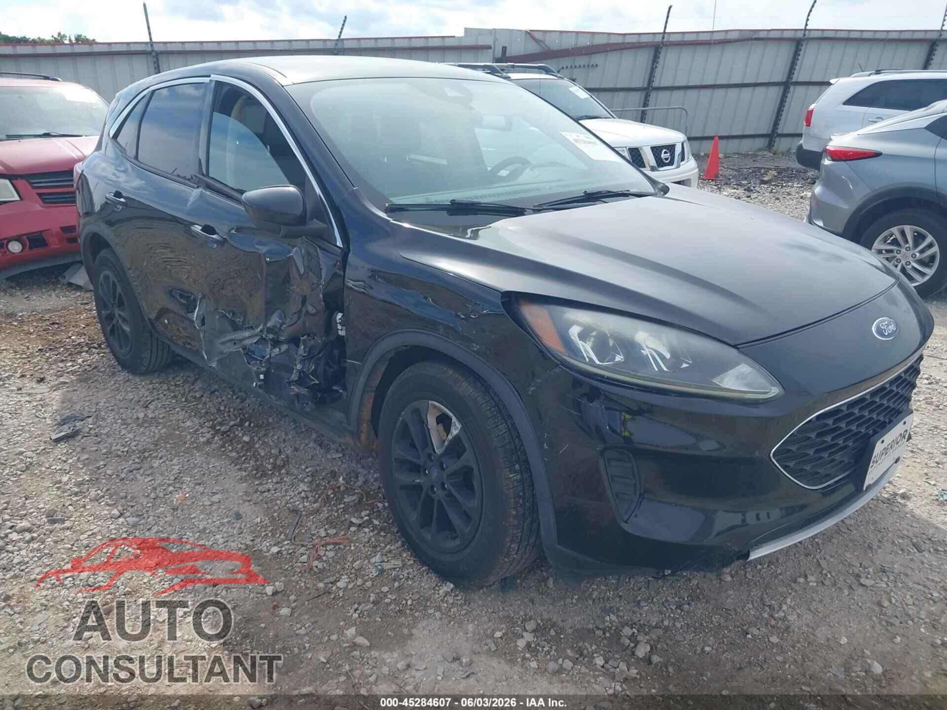 FORD ESCAPE 2020 - 1FMCU0G68LUA00641