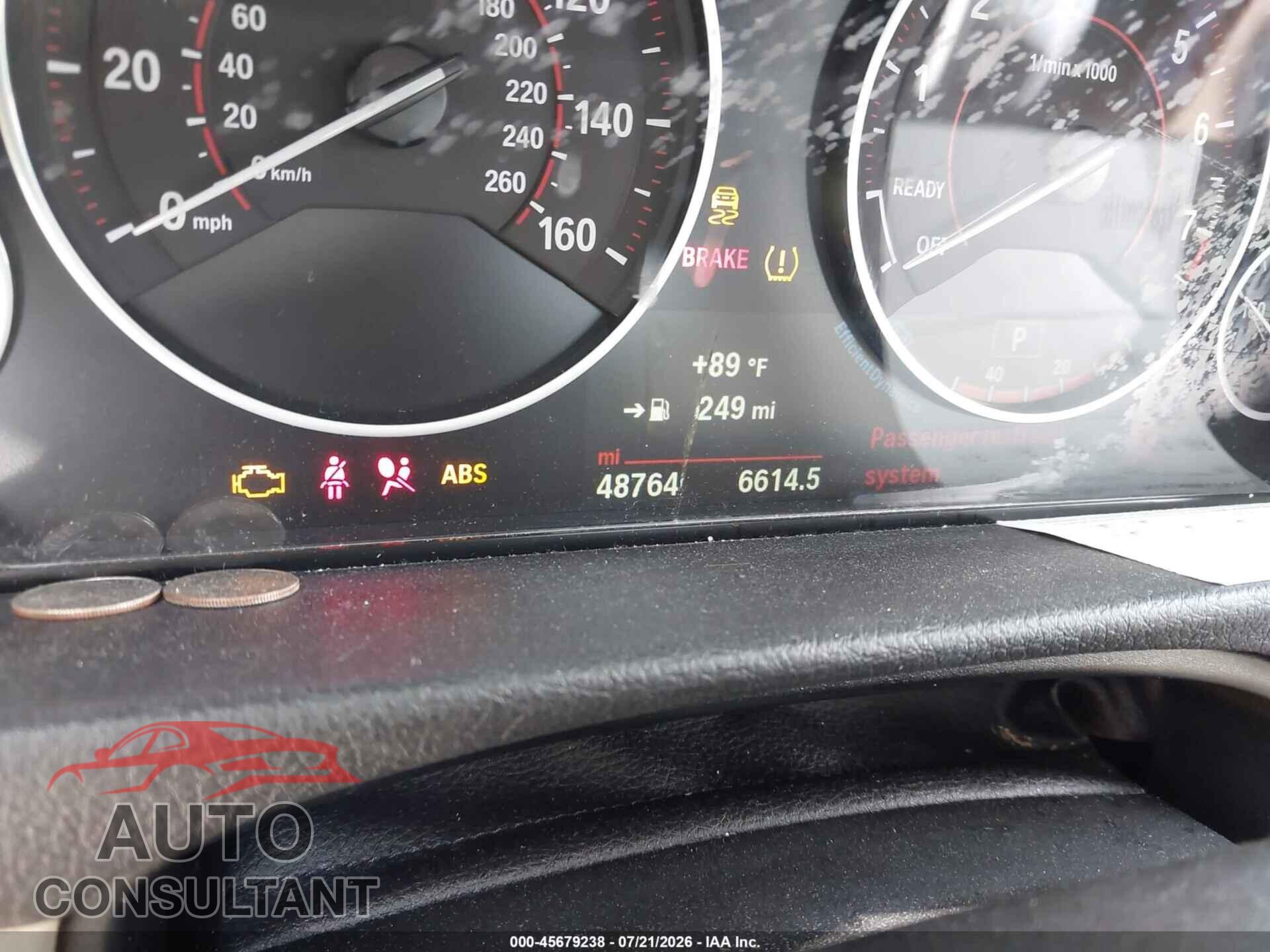 BMW 328I 2016 - WBA8E3G53GNU00071