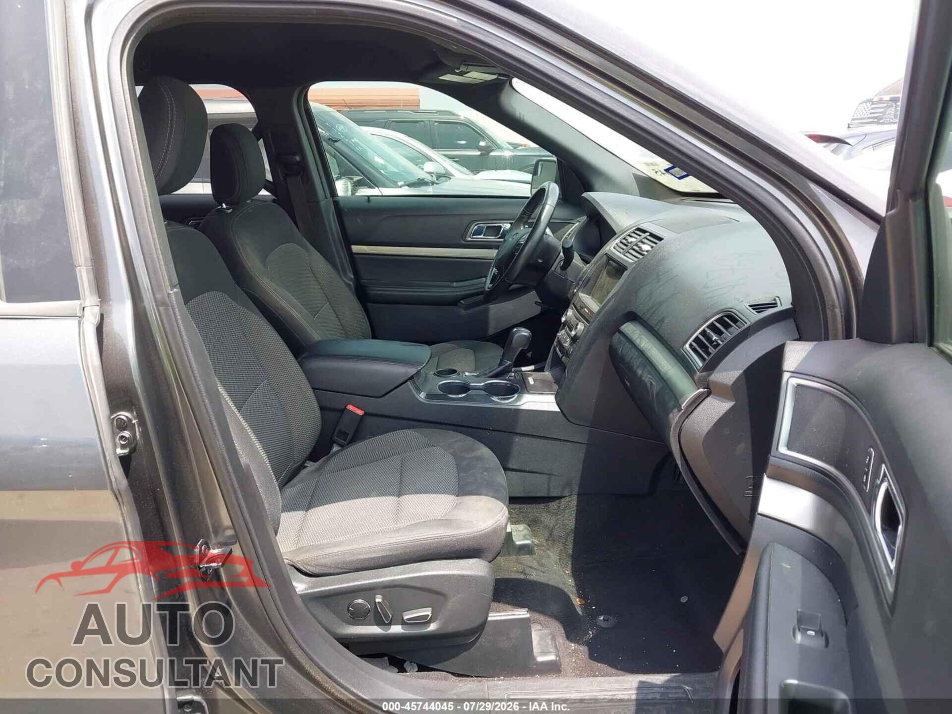 FORD EXPLORER 2018 - 1FM5K7D85JGC40769