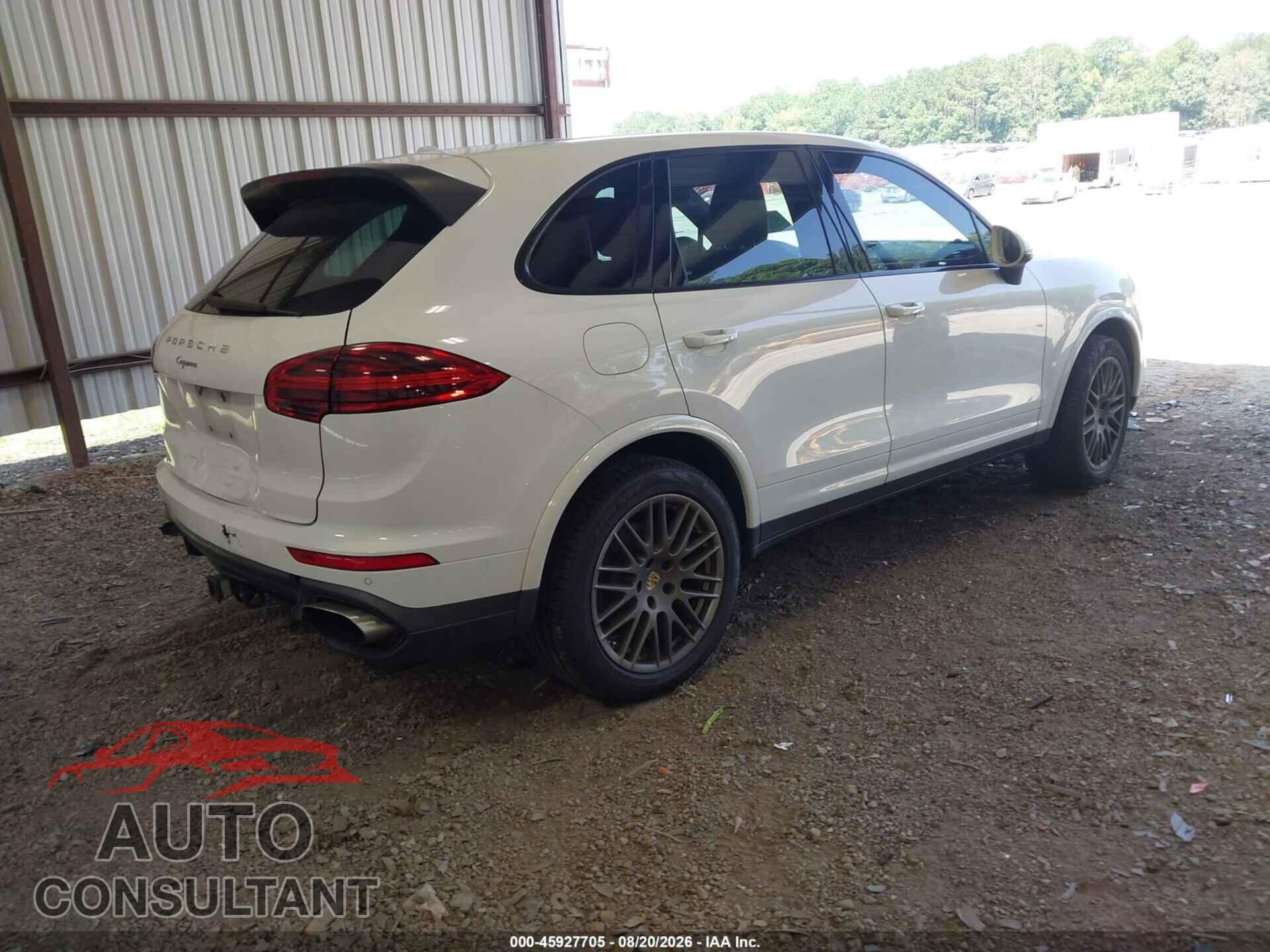 PORSCHE CAYENNE 2017 - WP1AA2A22HKA87833
