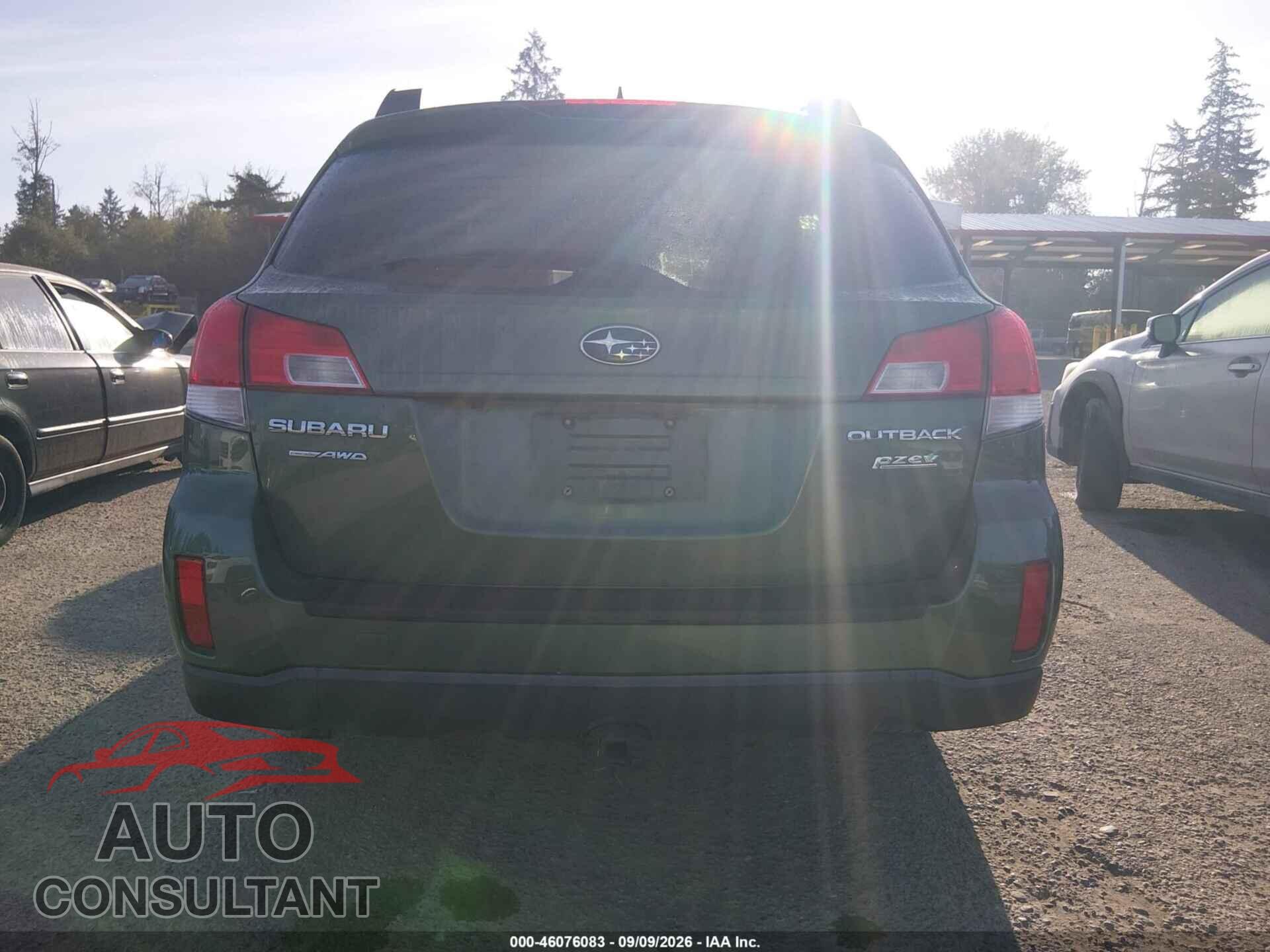 SUBARU OUTBACK 2014 - 4S4BRBLC0E3301594