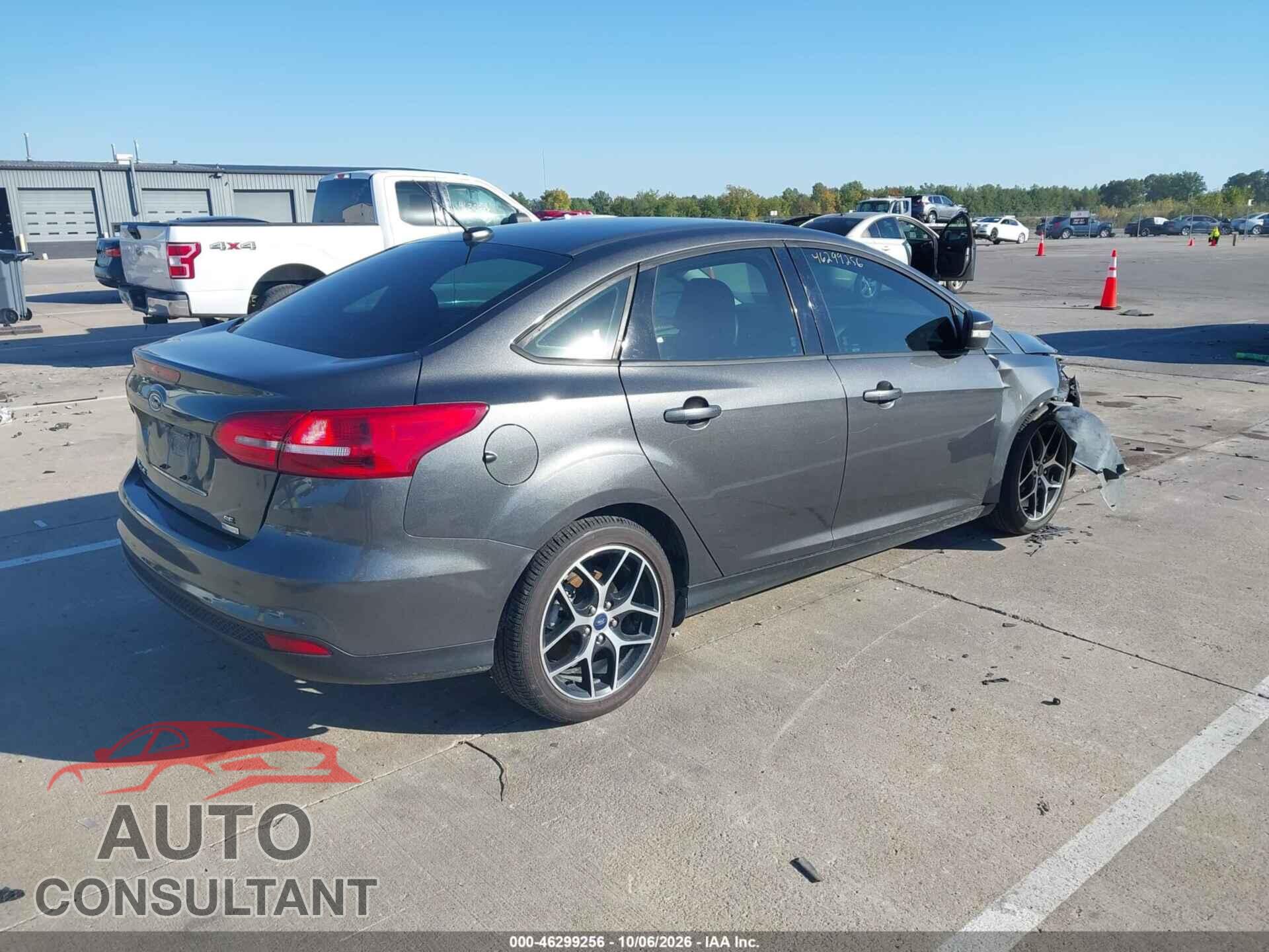 FORD FOCUS 2017 - 1FADP3FEXHL282097