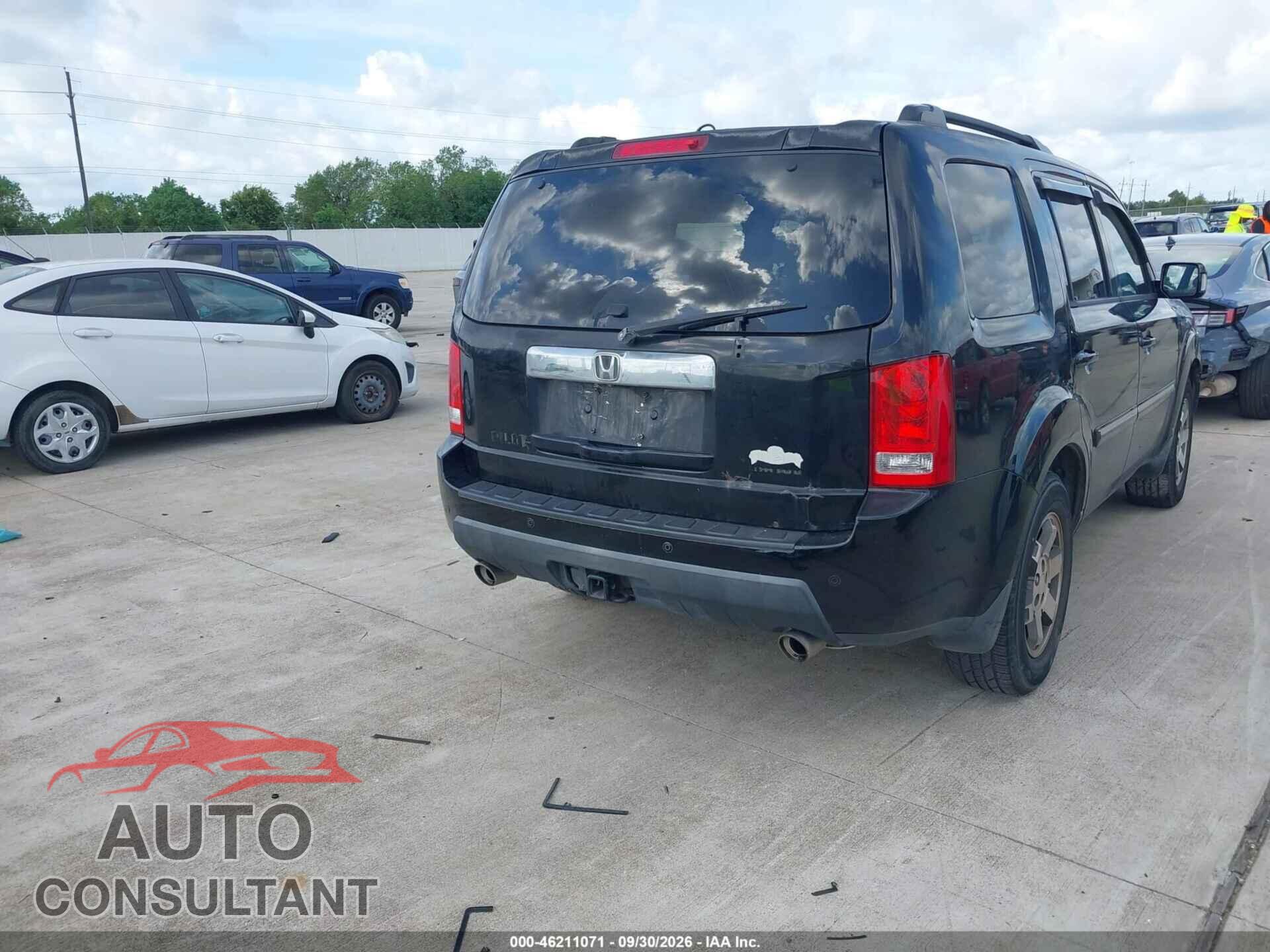 HONDA PILOT 2011 - 5FNYF3H94BB044562