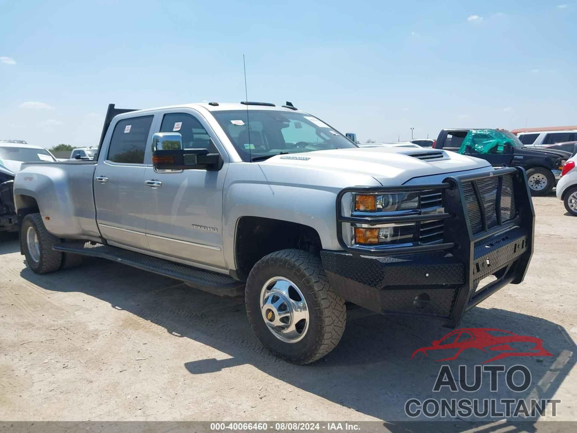 CHEVROLET SILVERADO 3500HD 2018 - 1GC4K0EY0JF211692