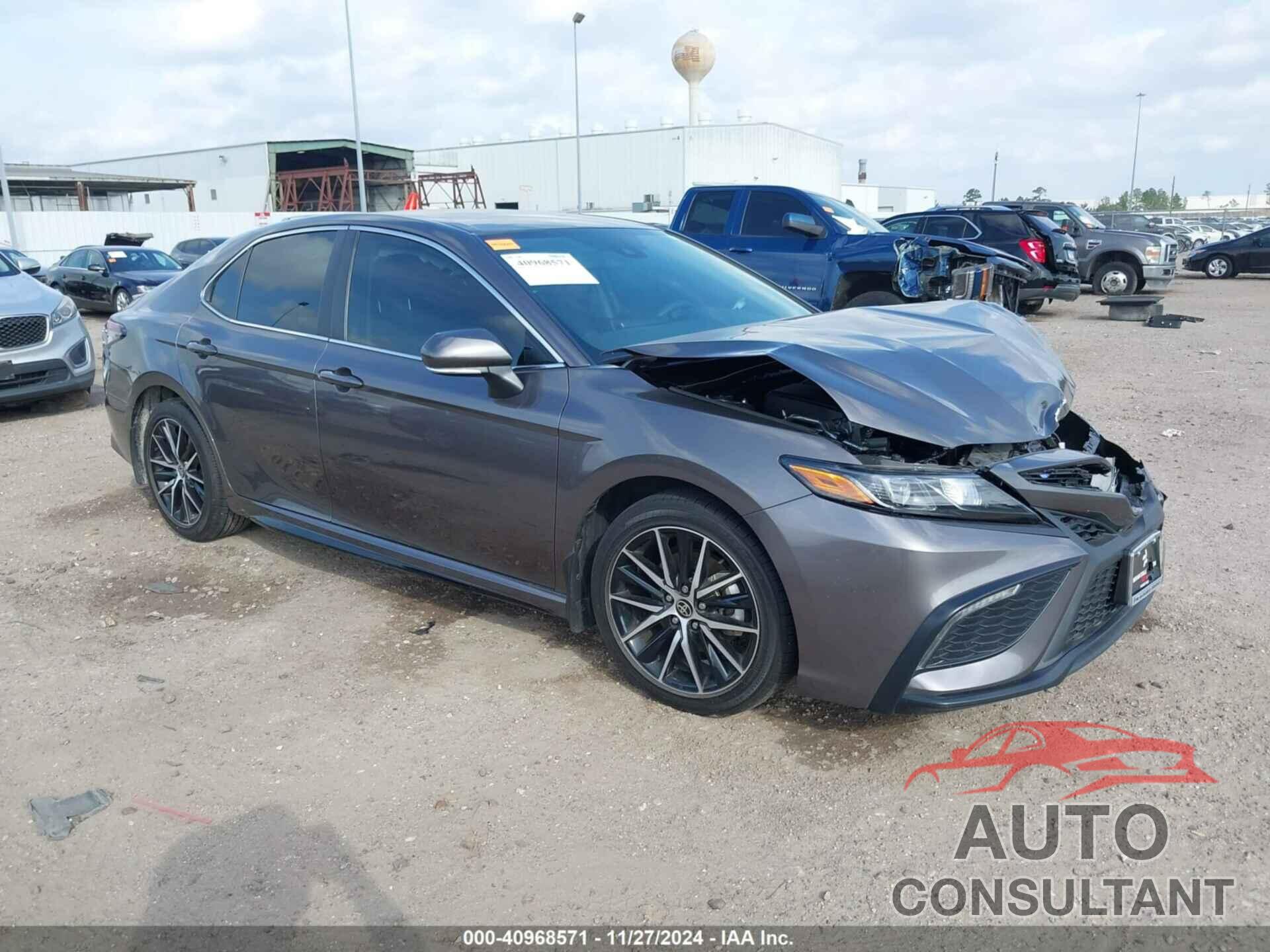 TOYOTA CAMRY 2023 - 4T1G11AK8PU776974