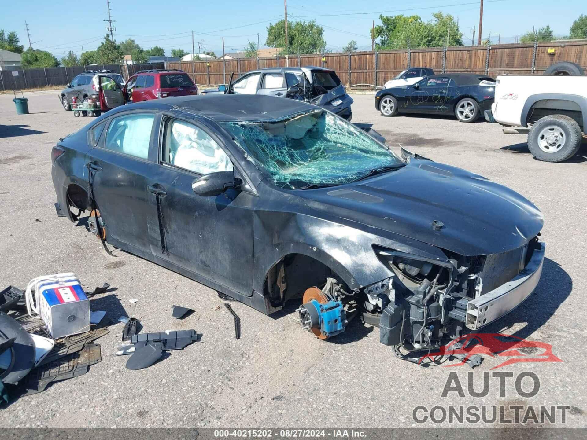 NISSAN ALTIMA 2017 - 1N4AL3AP6HC110656