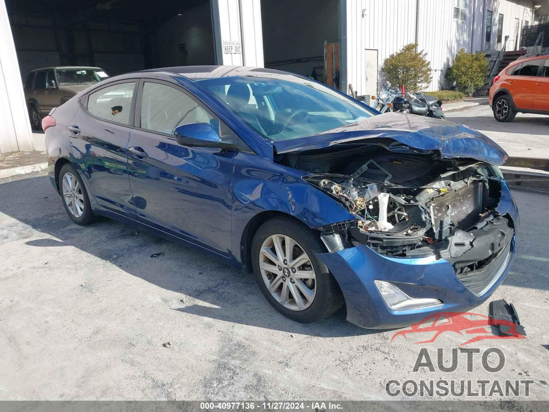 HYUNDAI ELANTRA 2015 - 5NPDH4AE8FH592612