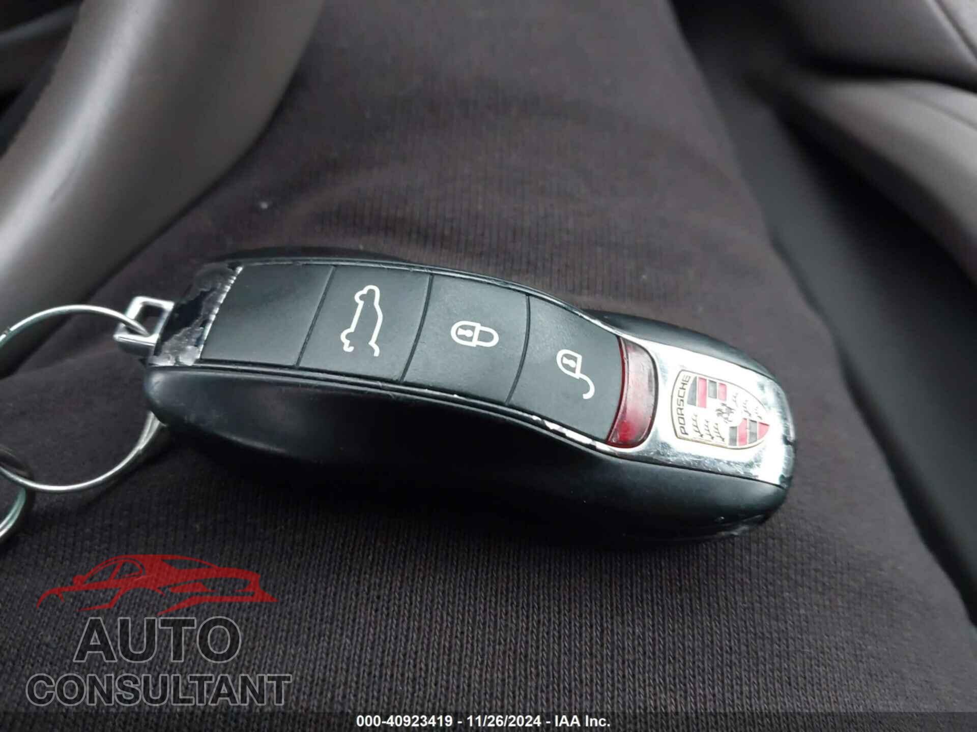 PORSCHE CAYENNE 2012 - WP1AA2A24CLA04695