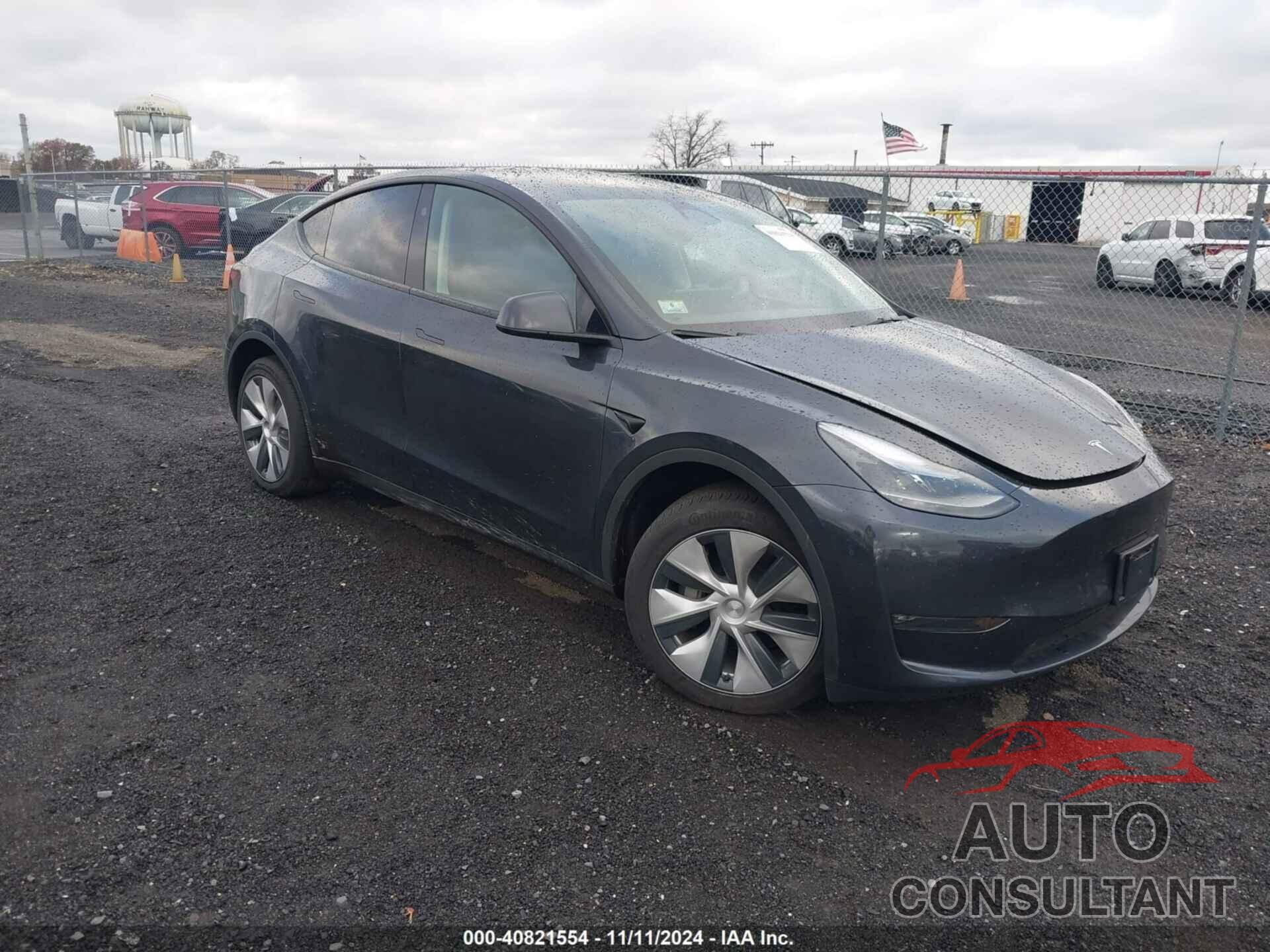 TESLA MODEL Y 2024 - 7SAYGDEE3RF033716