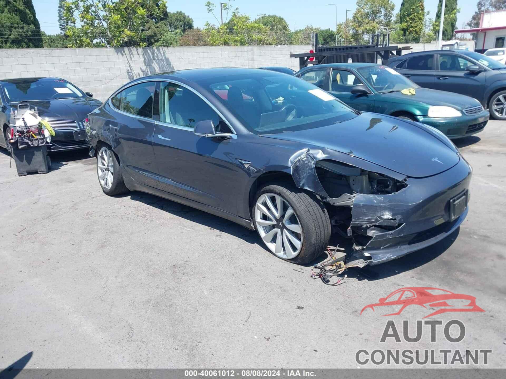 TESLA MODEL 3 2018 - 5YJ3E1EB2JF090821