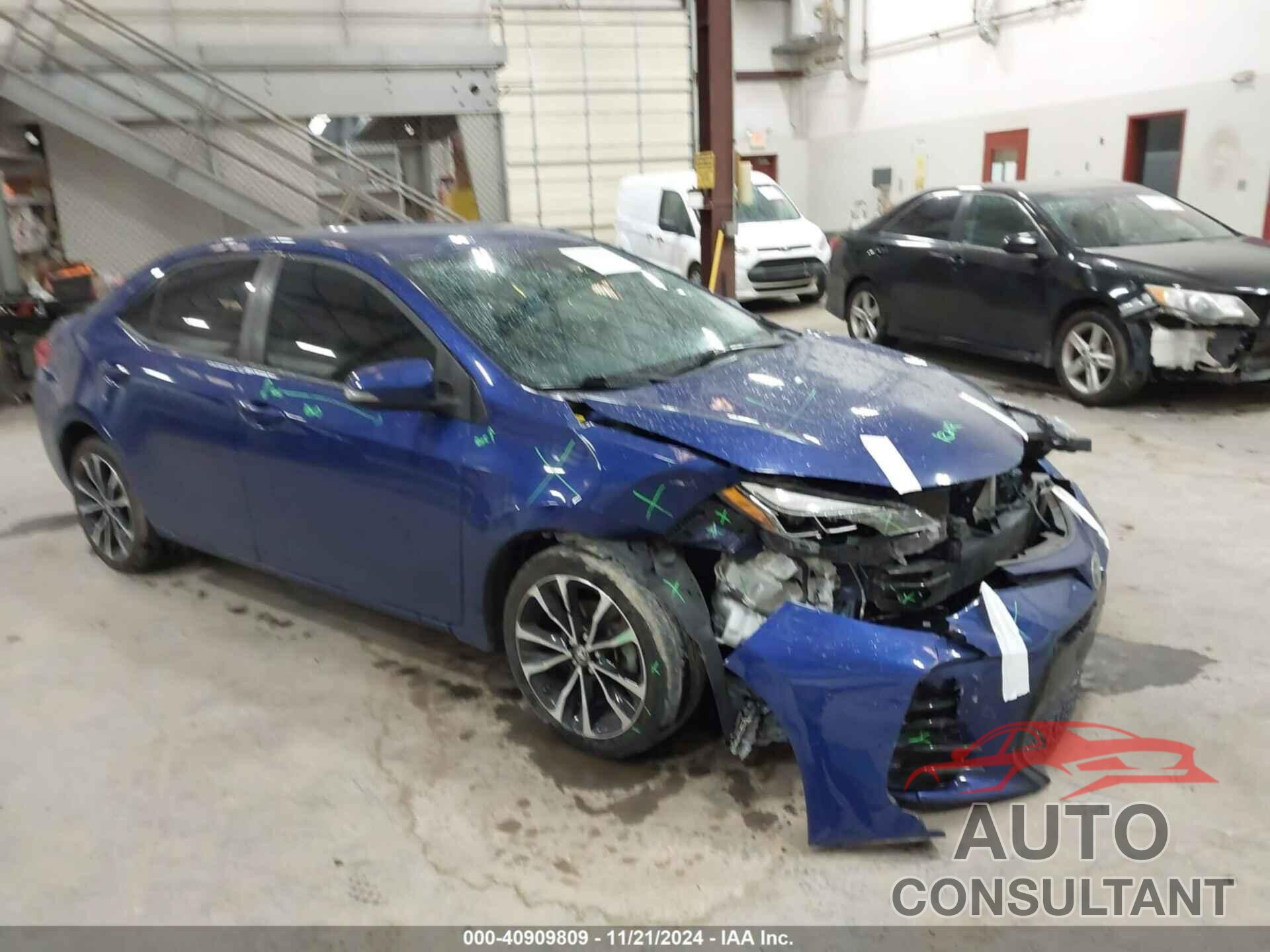 TOYOTA COROLLA 2018 - 2T1BURHE5JC111815