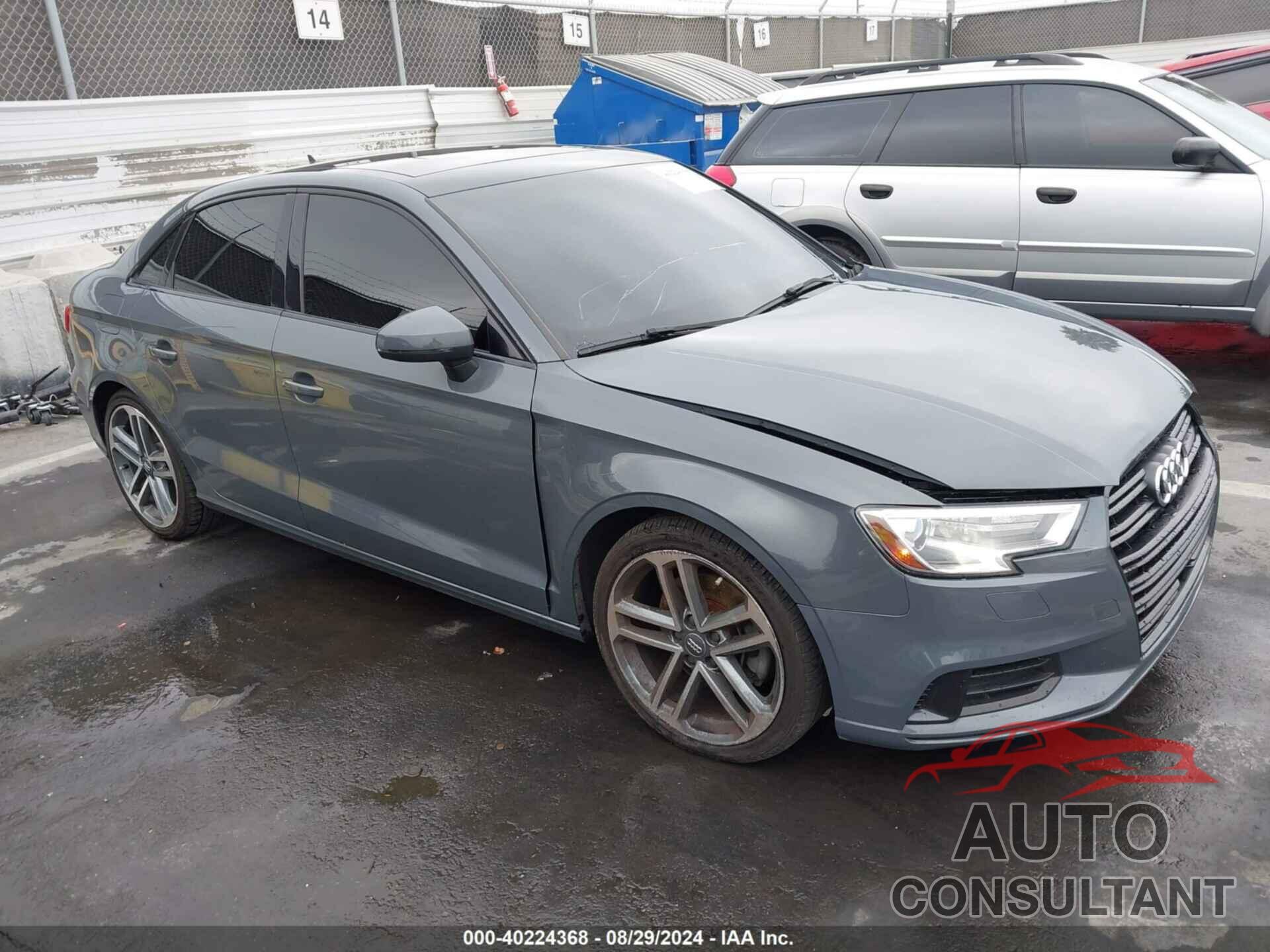 AUDI A3 2019 - WAUAUGFF9KA117888