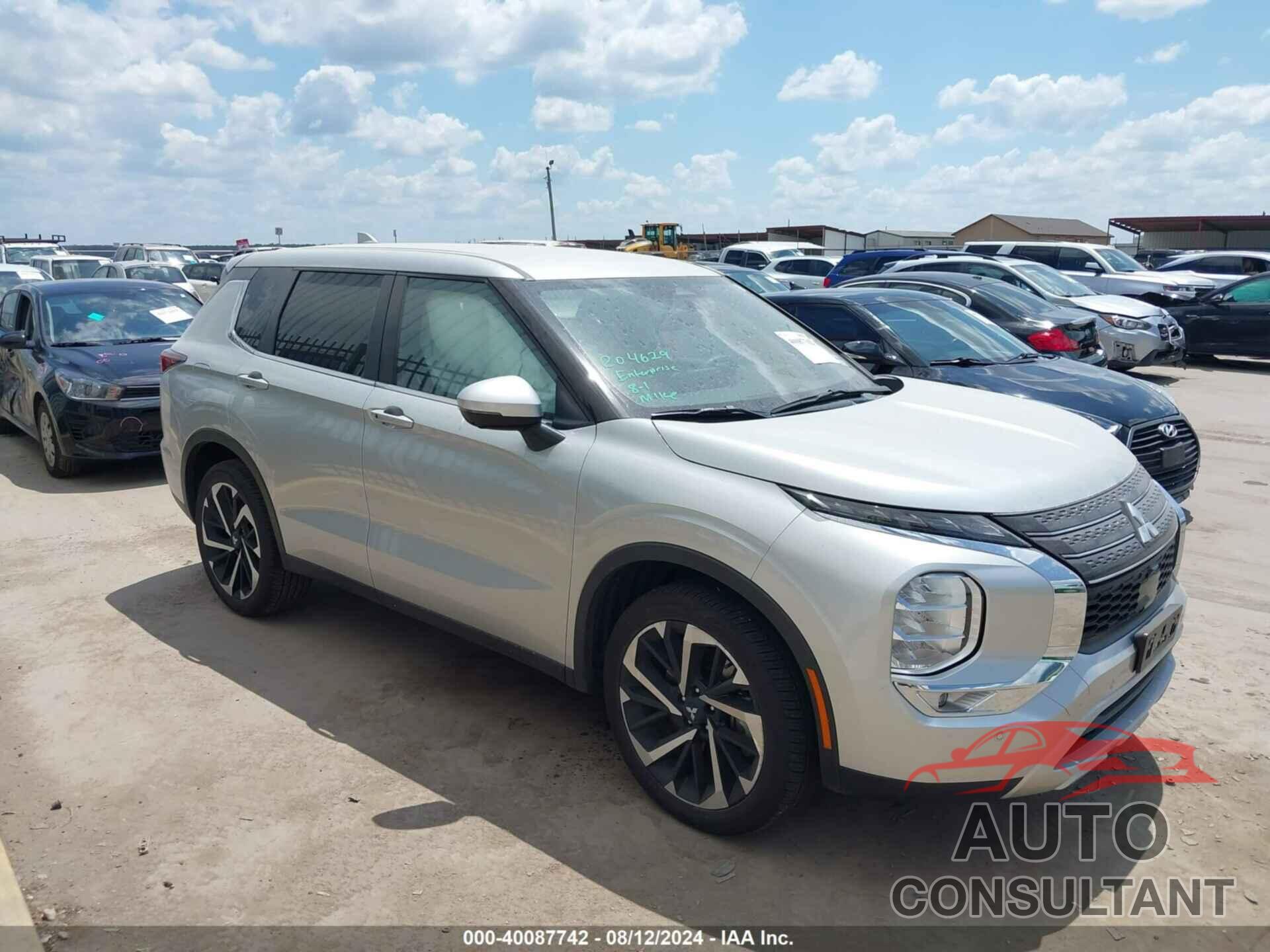 MITSUBISHI OUTLANDER 2024 - JA4J3VA86RZ032712