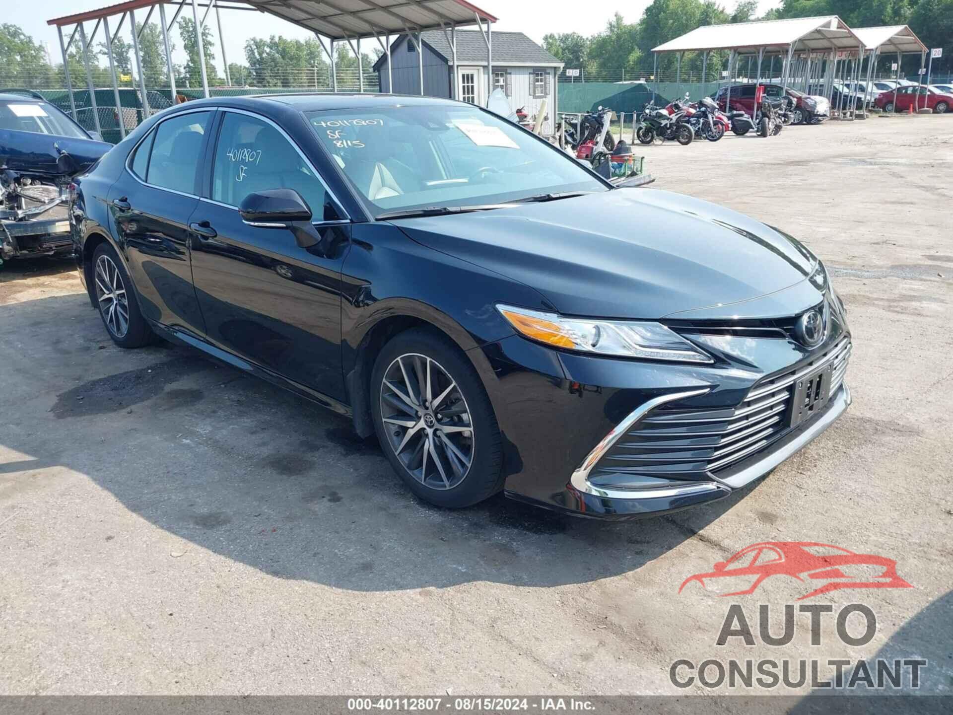 TOYOTA CAMRY 2023 - 4T1F11AK0PU809350