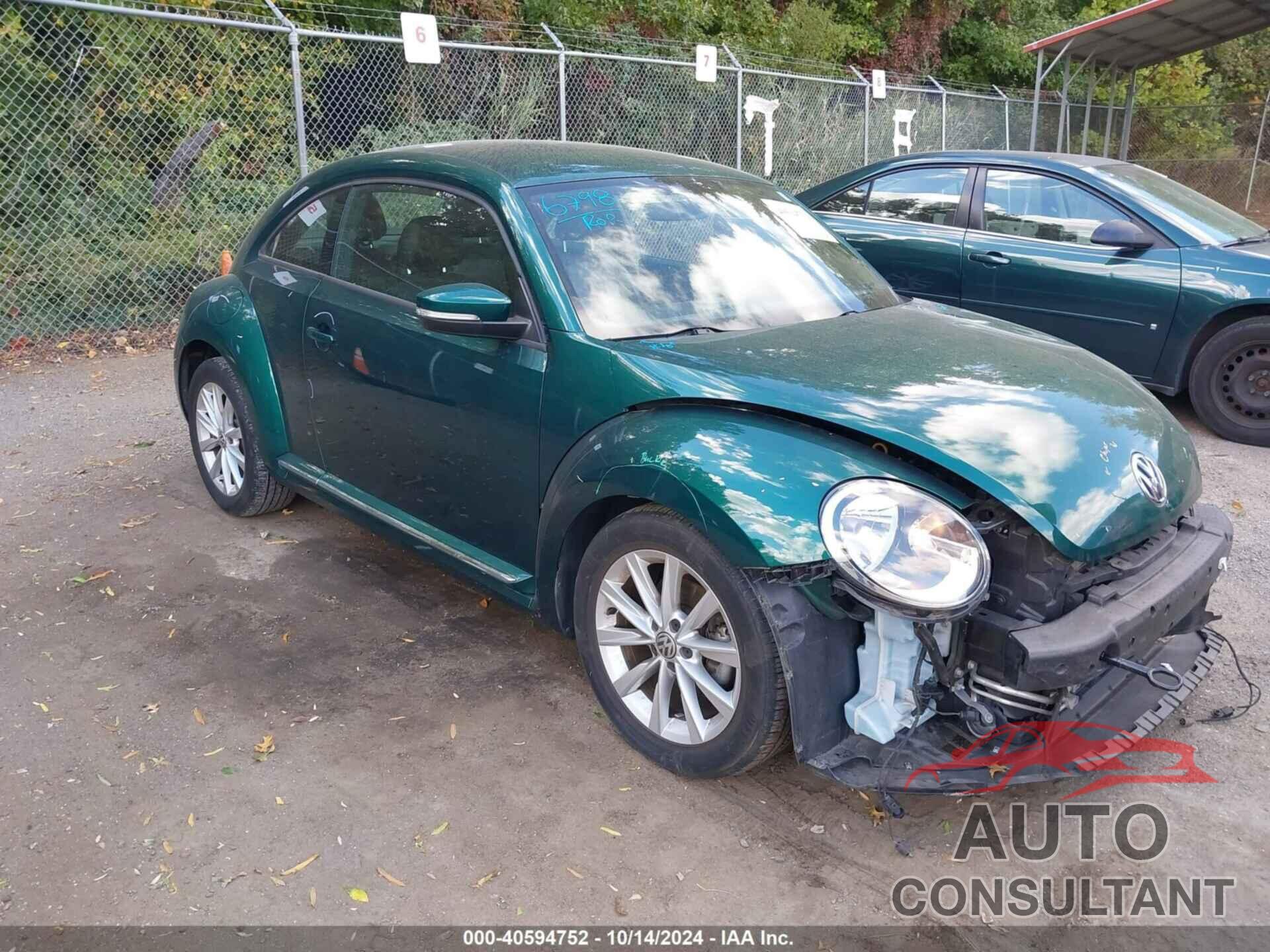 VOLKSWAGEN BEETLE 2017 - 3VWJ17AT8HM610351