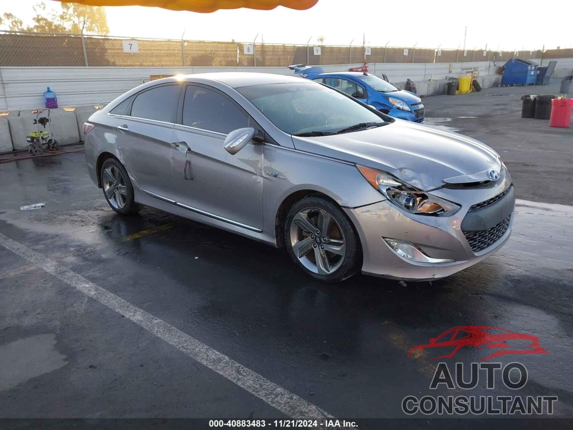 HYUNDAI SONATA HYBRID 2012 - KMHEC4A45CA022284