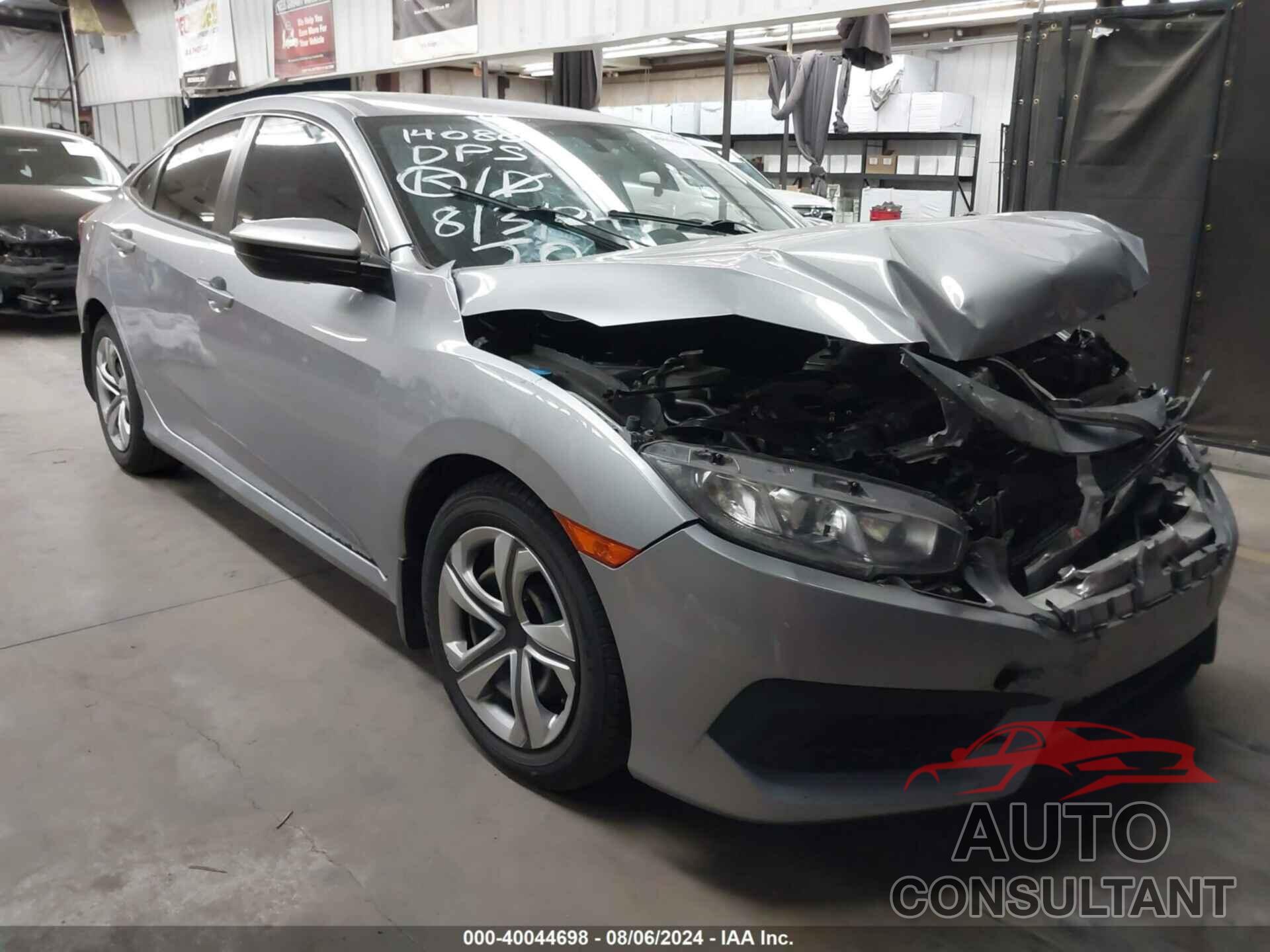 HONDA CIVIC 2018 - 2HGFC2F59JH601129