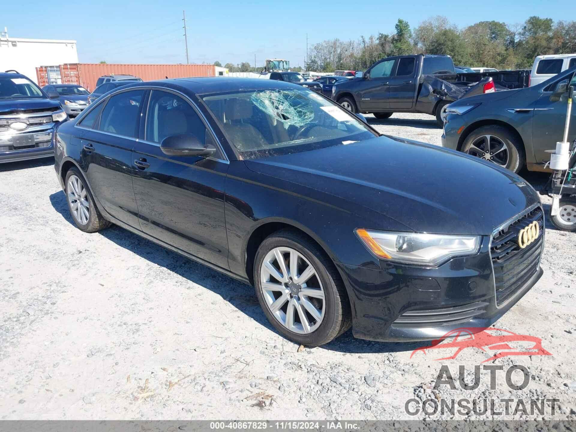 AUDI A6 2013 - WAUDFAFC2DN082407