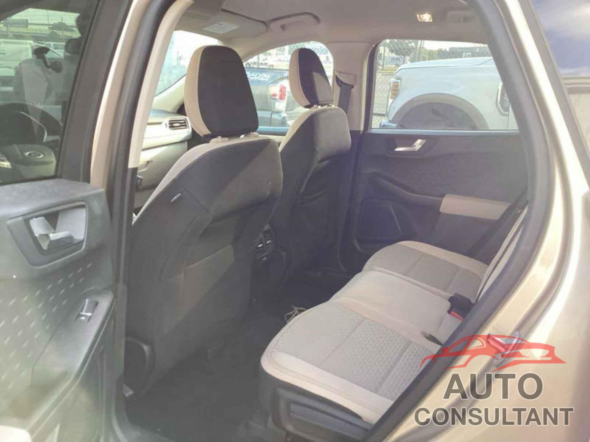 FORD ESCAPE 2020 - 1FMCU0G69LUC46839