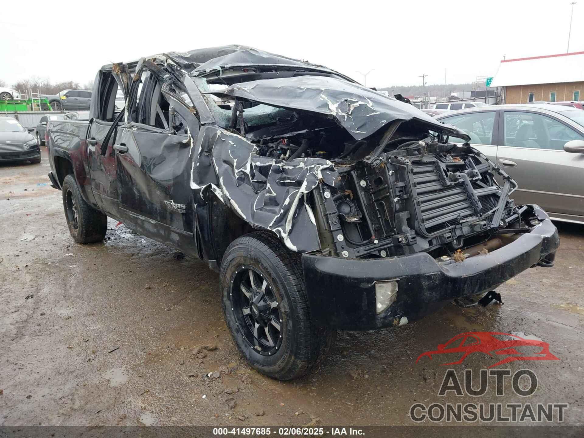 CHEVROLET SILVERADO 1500 2018 - 3GCUKREC7JG497399