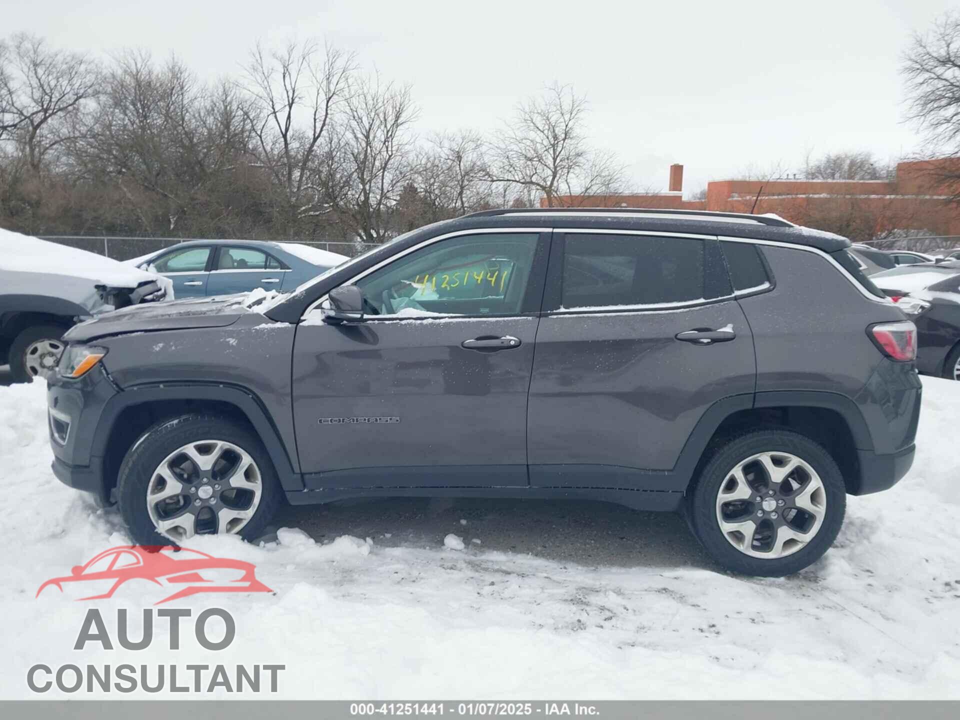 JEEP COMPASS 2019 - 3C4NJDCB3KT683020