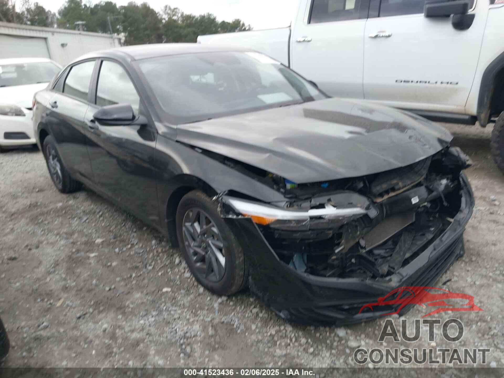HYUNDAI ELANTRA 2024 - KMHLM4DG8RU707705
