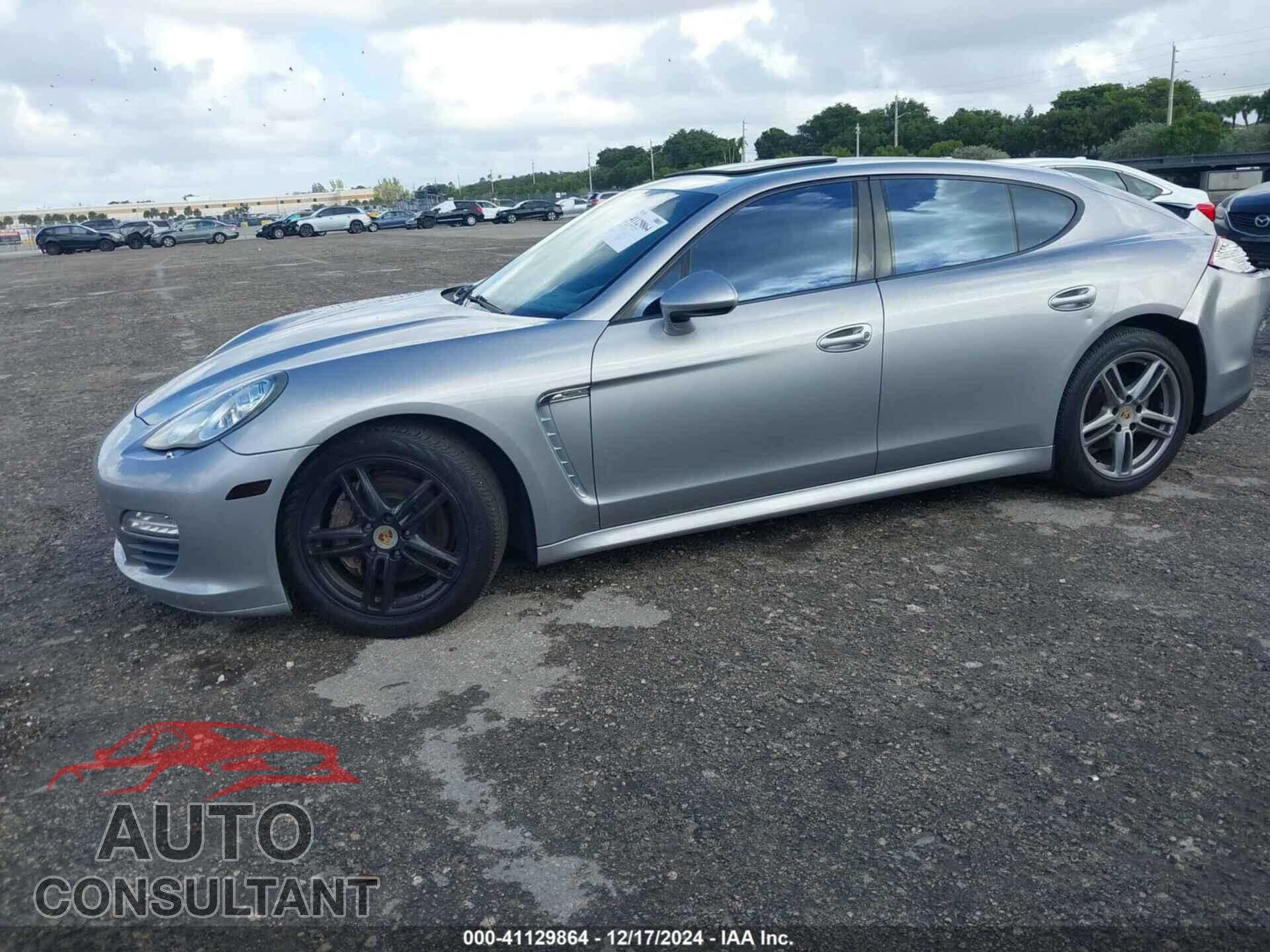 PORSCHE PANAMERA 2011 - WP0AA2A75BL011036