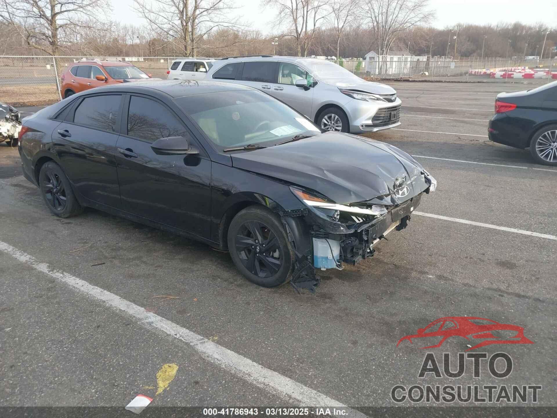 HYUNDAI ELANTRA 2023 - KMHLM4AG2PU513981