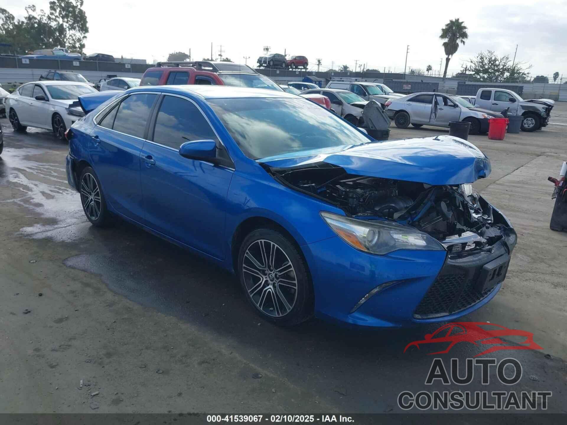 TOYOTA CAMRY 2016 - 4T1BF1FK1GU517361