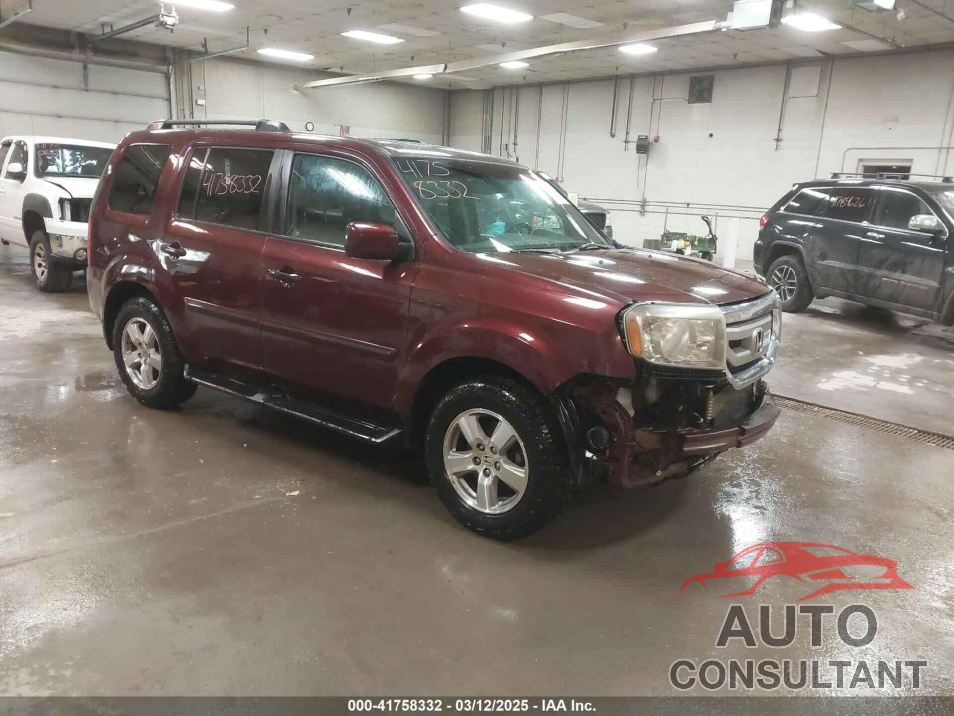 HONDA PILOT 2011 - 5FNYF4H56BB051404