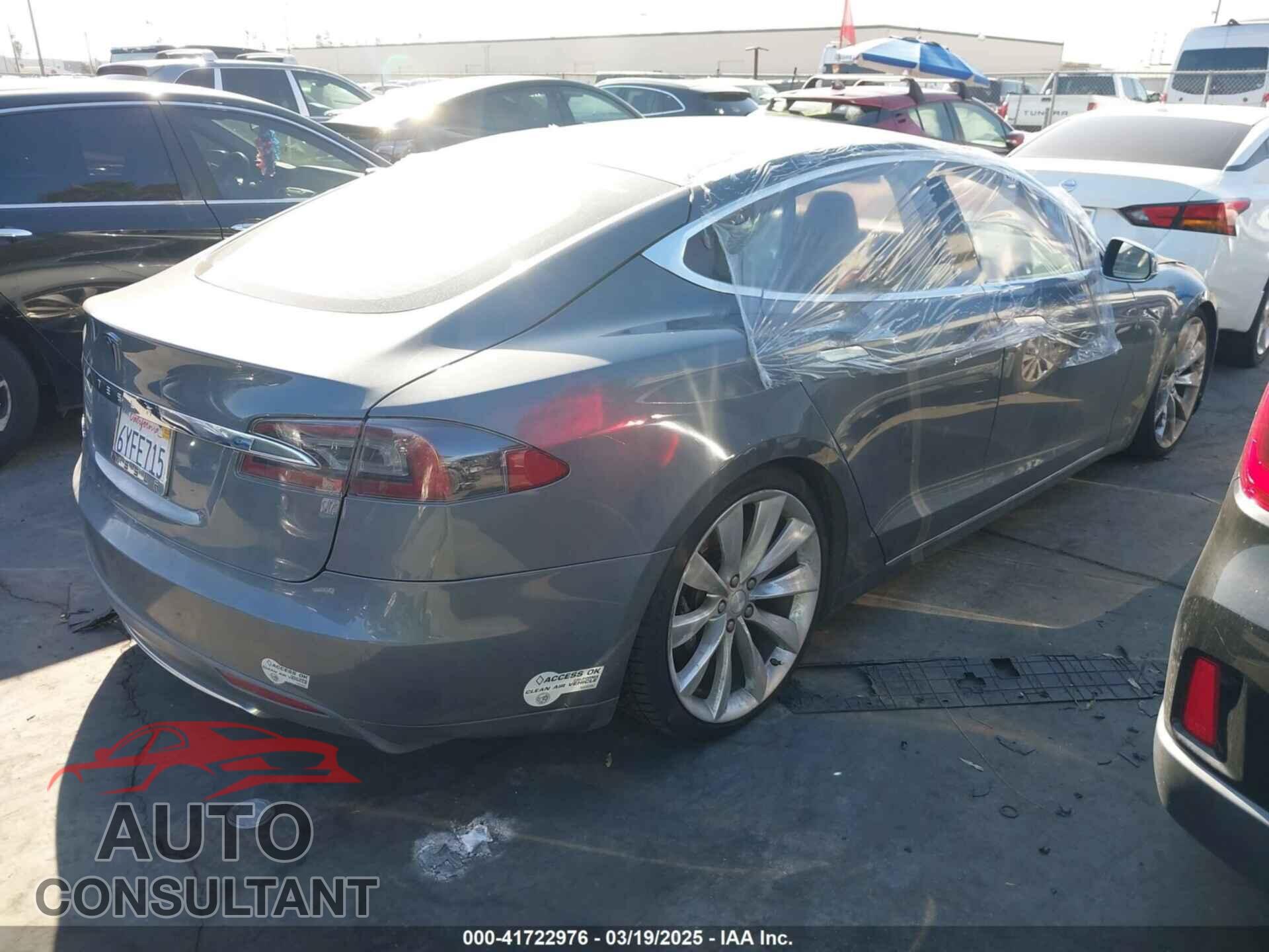 TESLA MODEL S 2013 - 5YJSA1DN4DFP06350