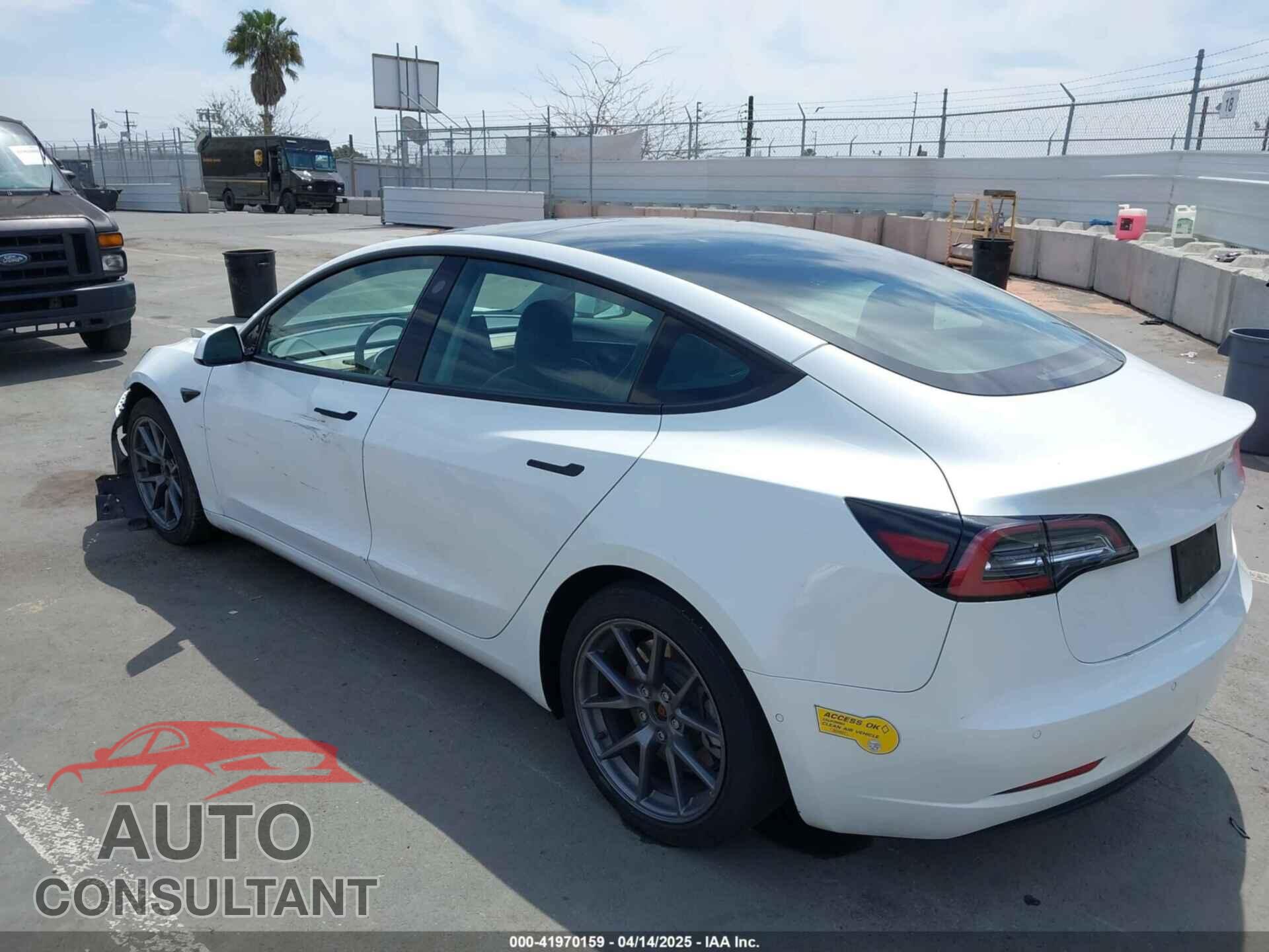 TESLA MODEL 3 2021 - 5YJ3E1EA3MF074669