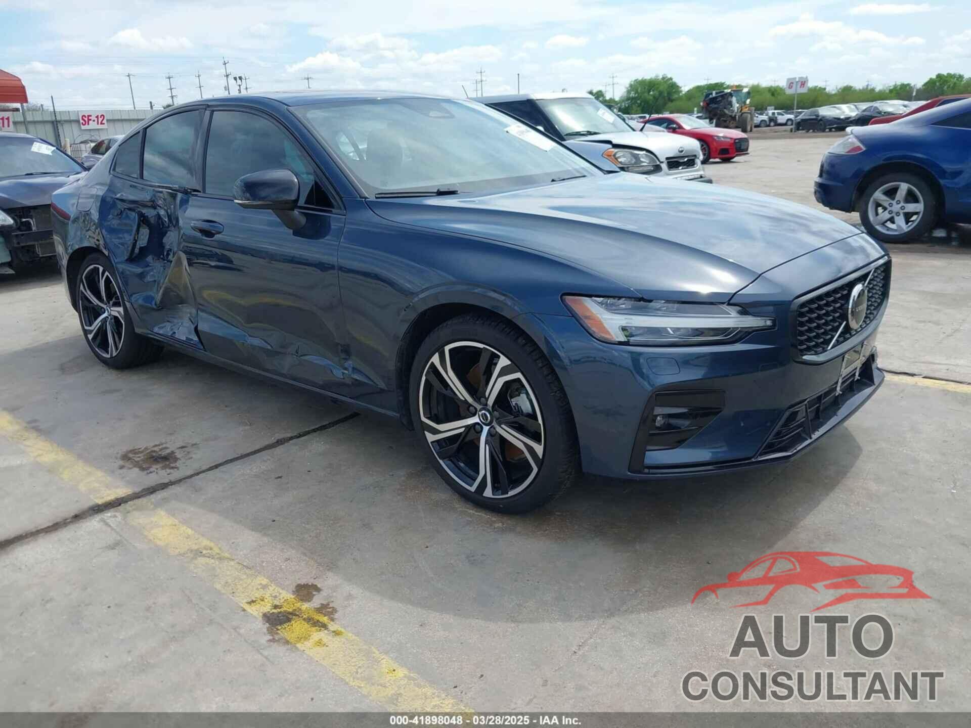 VOLVO S60 2024 - 7JRL12FK9RG327436