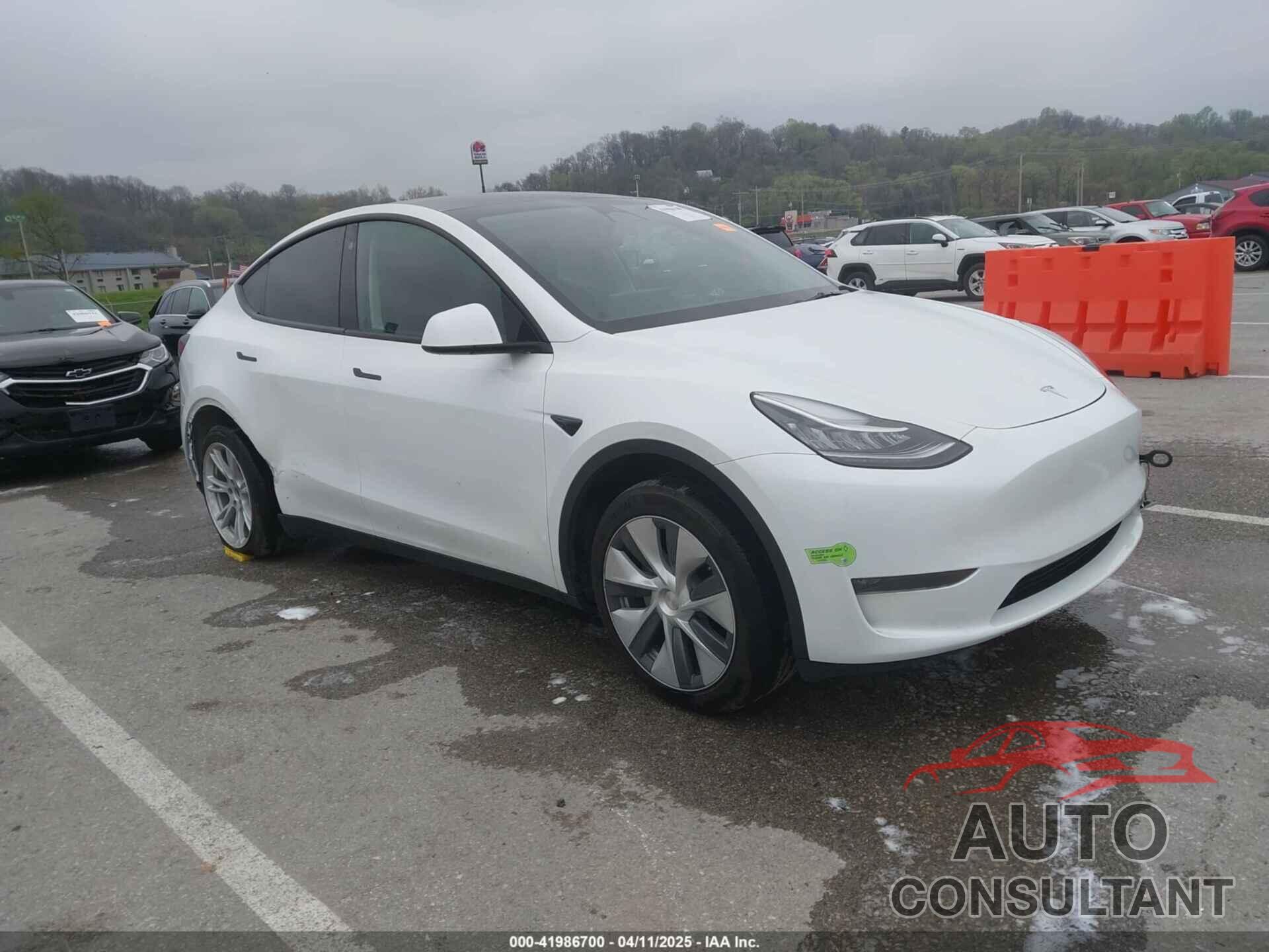 TESLA MODEL Y 2023 - 7SAYGDEE9PA069095
