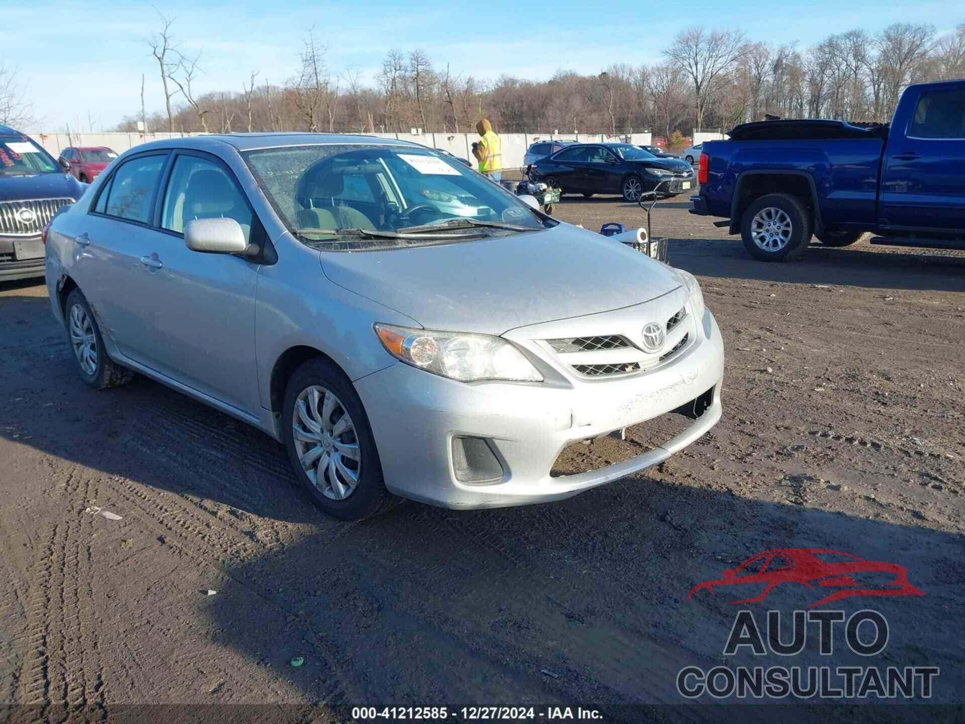 TOYOTA COROLLA 2012 - 2T1BU4EE8CC893666