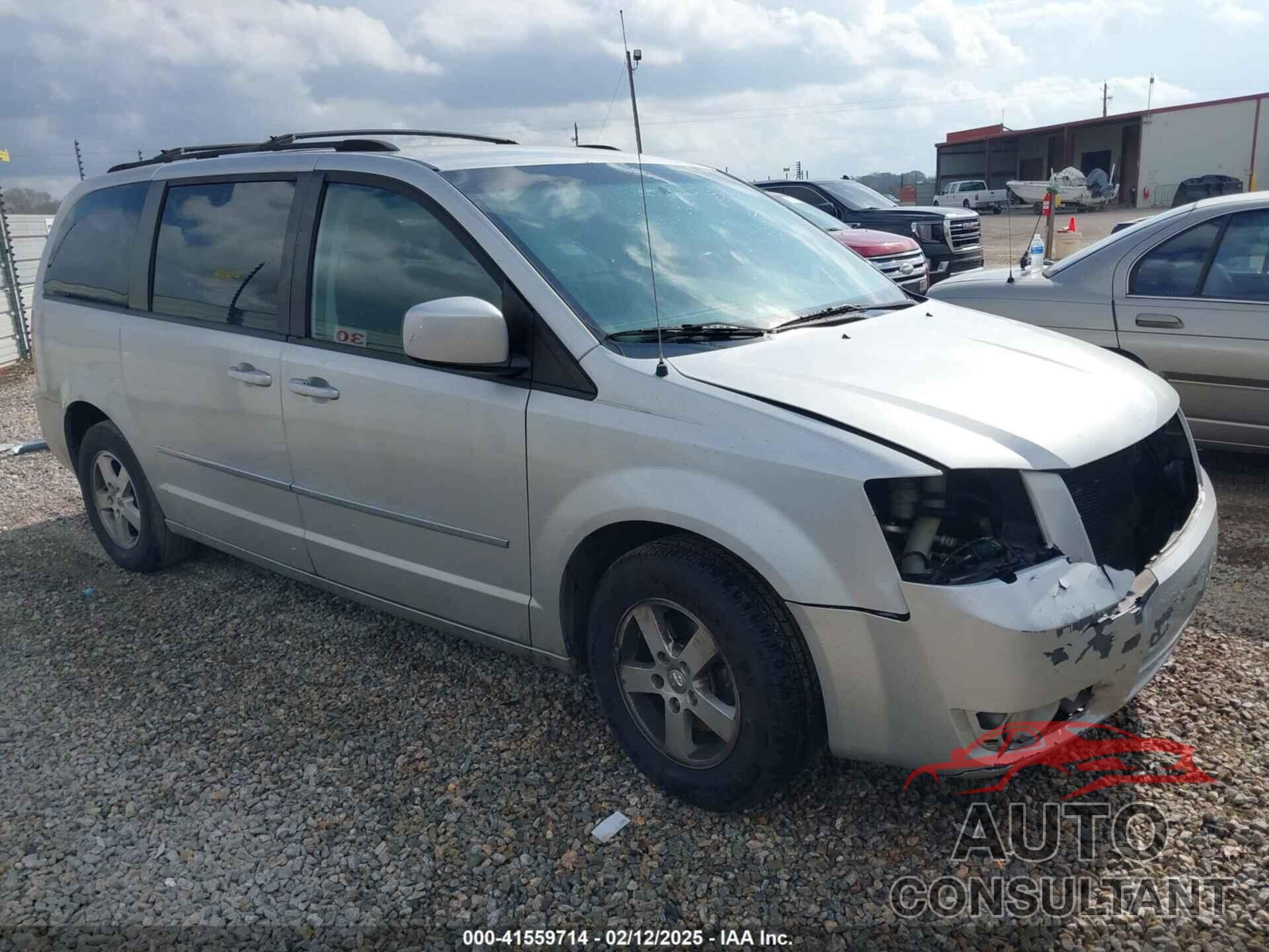 DODGE GRAND CARAVAN 2010 - 2D4RN5D17AR201980