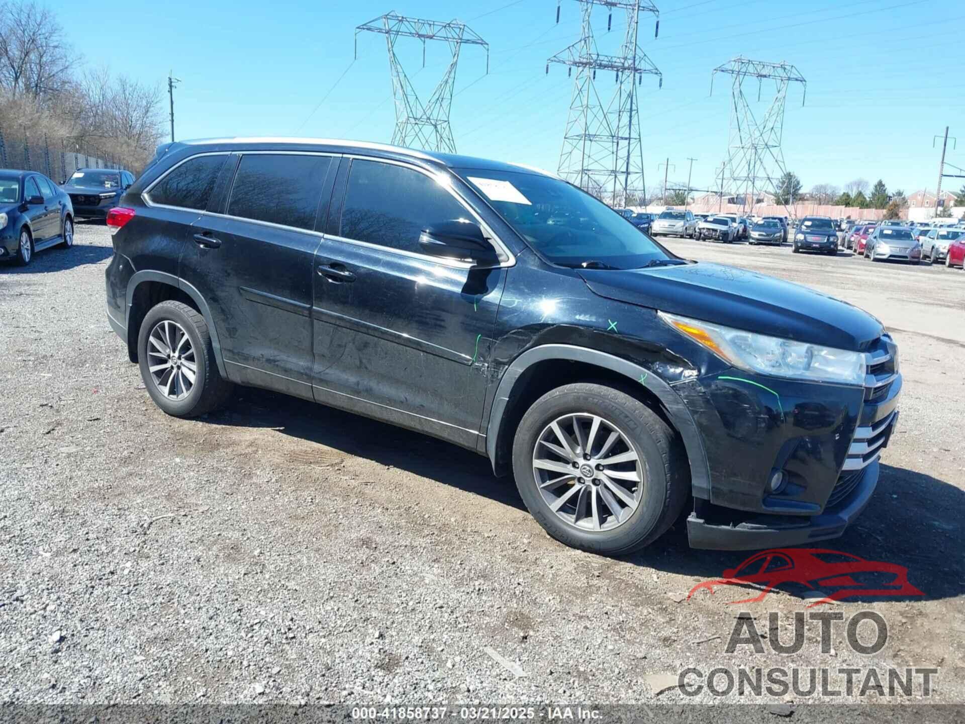 TOYOTA HIGHLANDER 2018 - 5TDJZRFH8JS529884