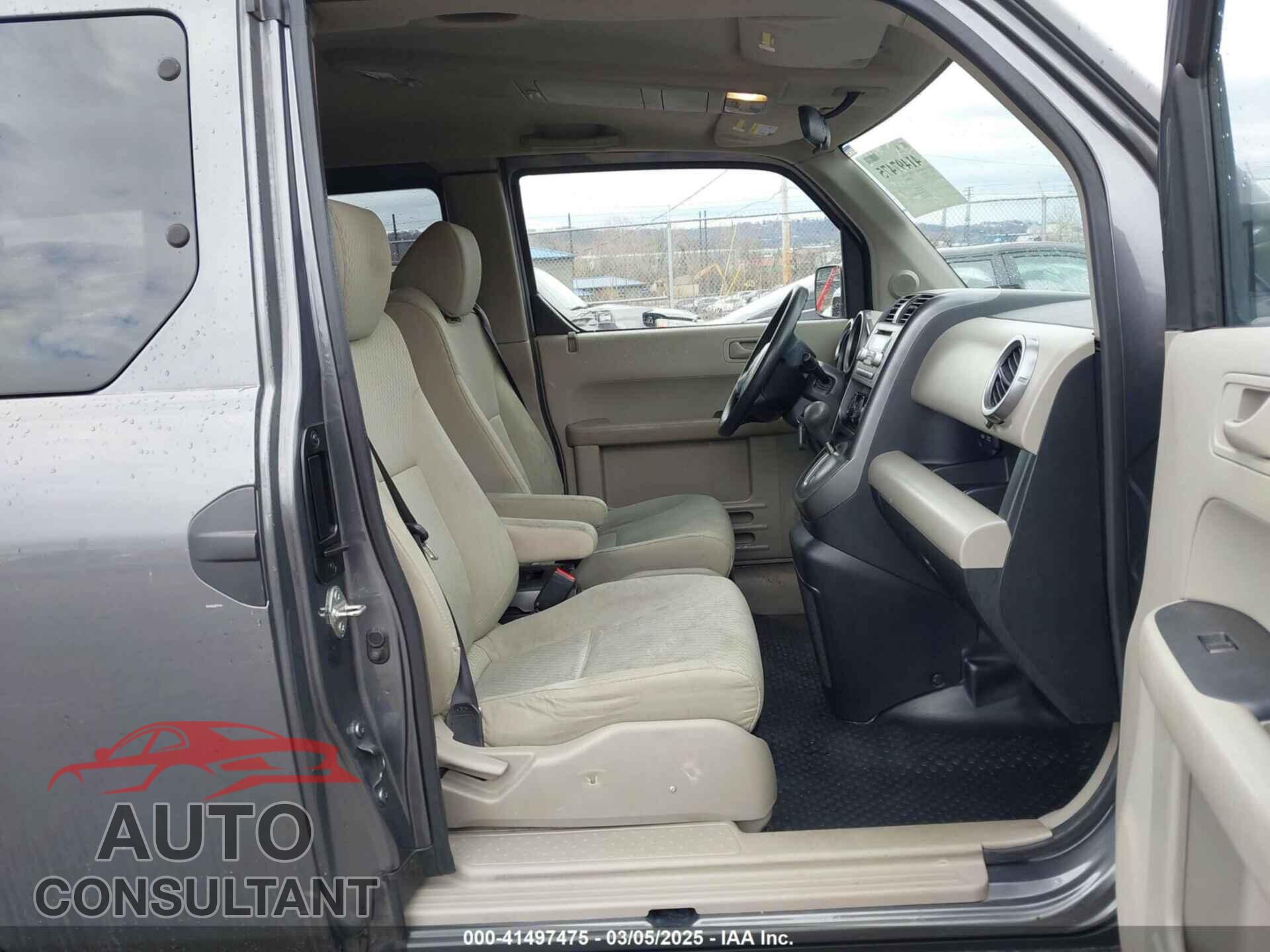 HONDA ELEMENT 2011 - 5J6YH2H73BL005035